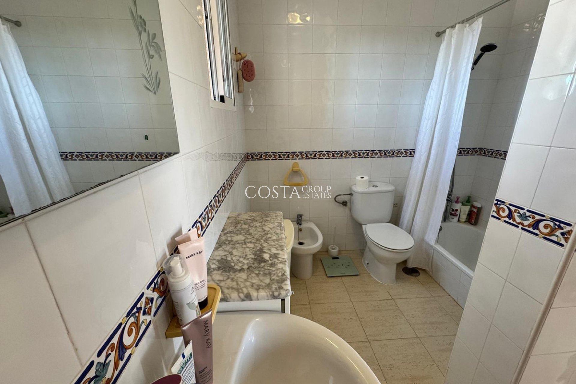 Revente - Maison -
Orihuela - Orihuela Costa