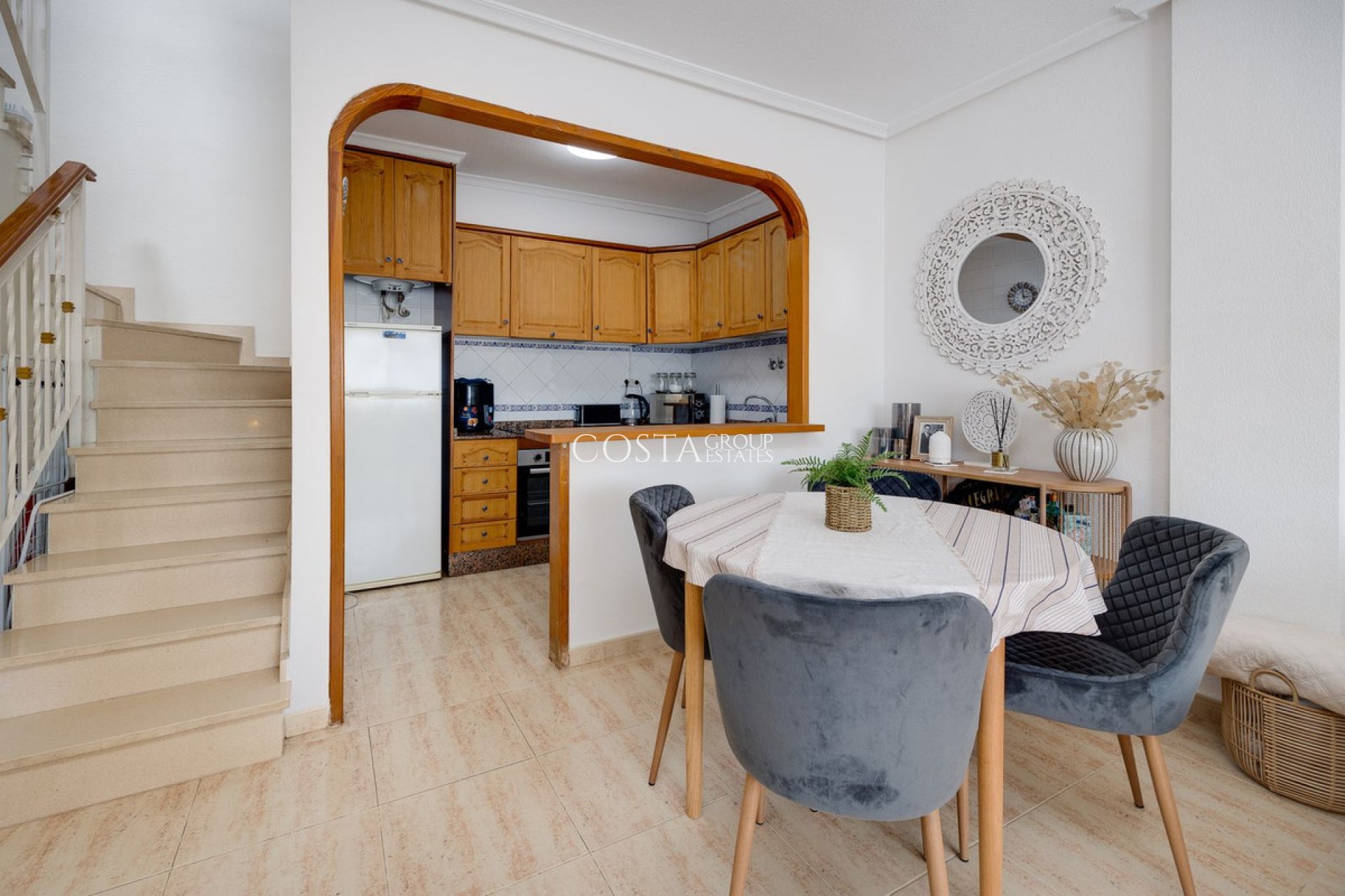 Revente - Maison -
Orihuela - Orihuela Costa