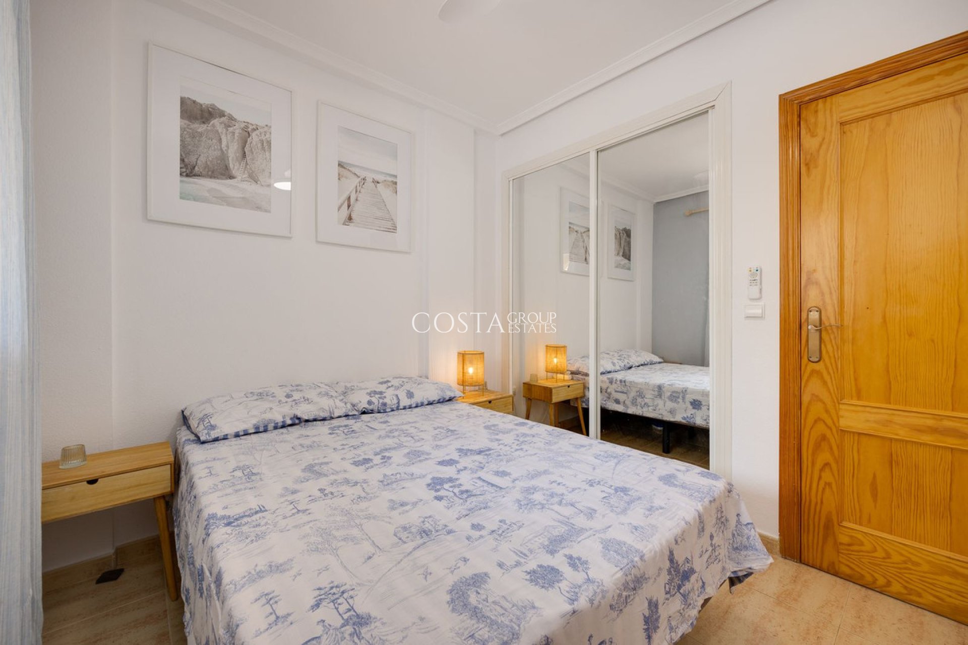 Revente - Maison -
Orihuela - Orihuela Costa