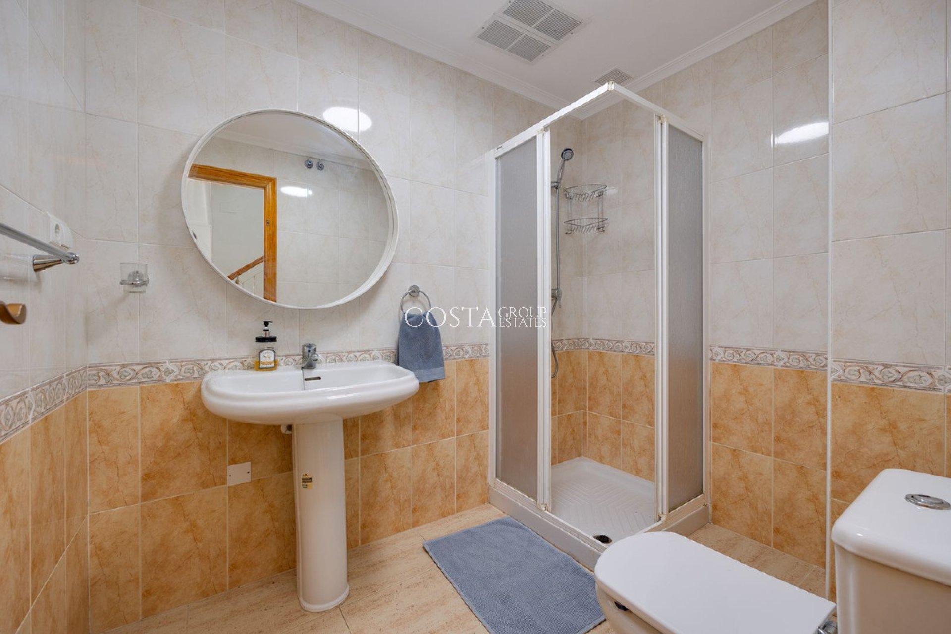 Revente - Maison -
Orihuela - Orihuela Costa