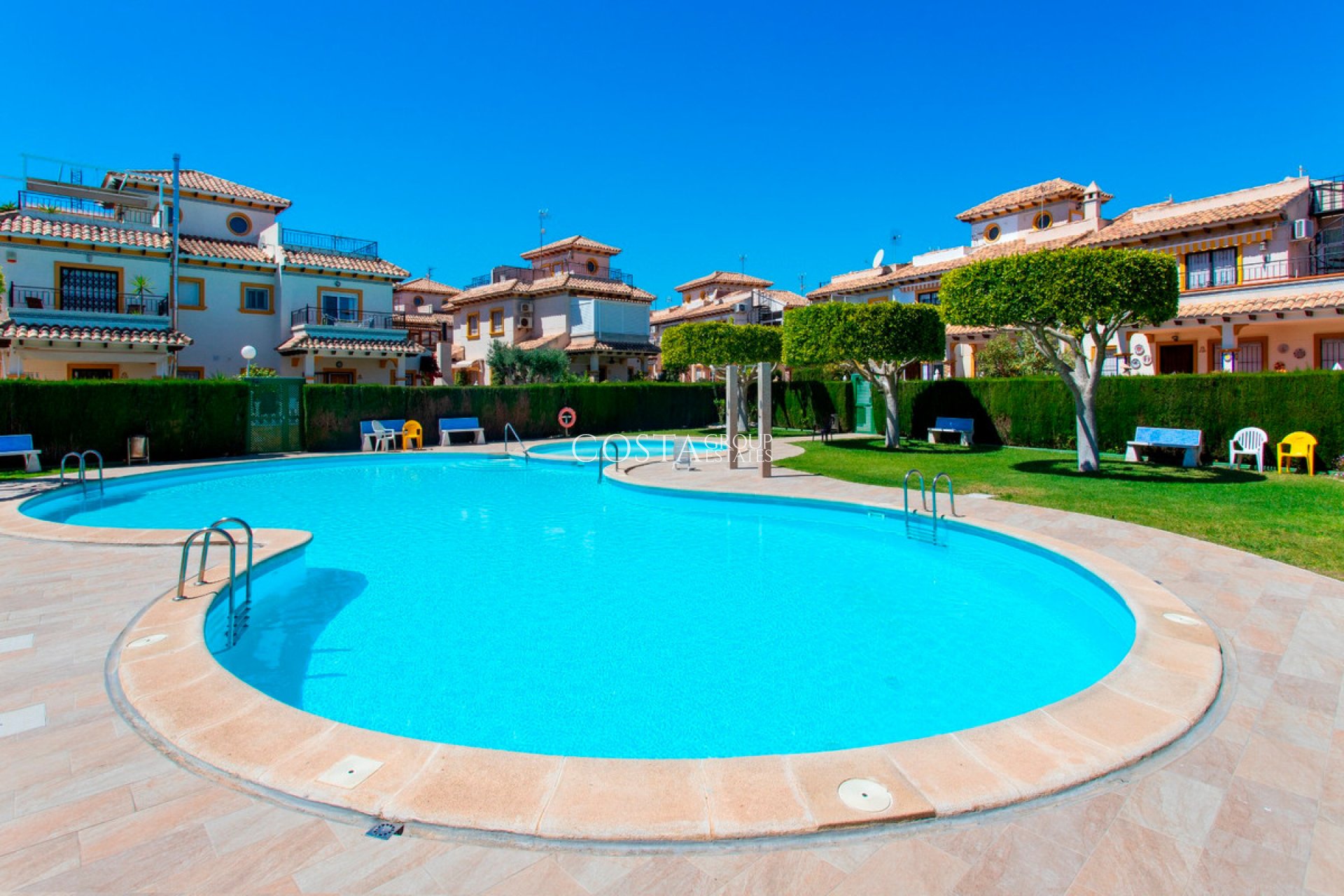 Revente - Maison -
Orihuela - Orihuela Costa