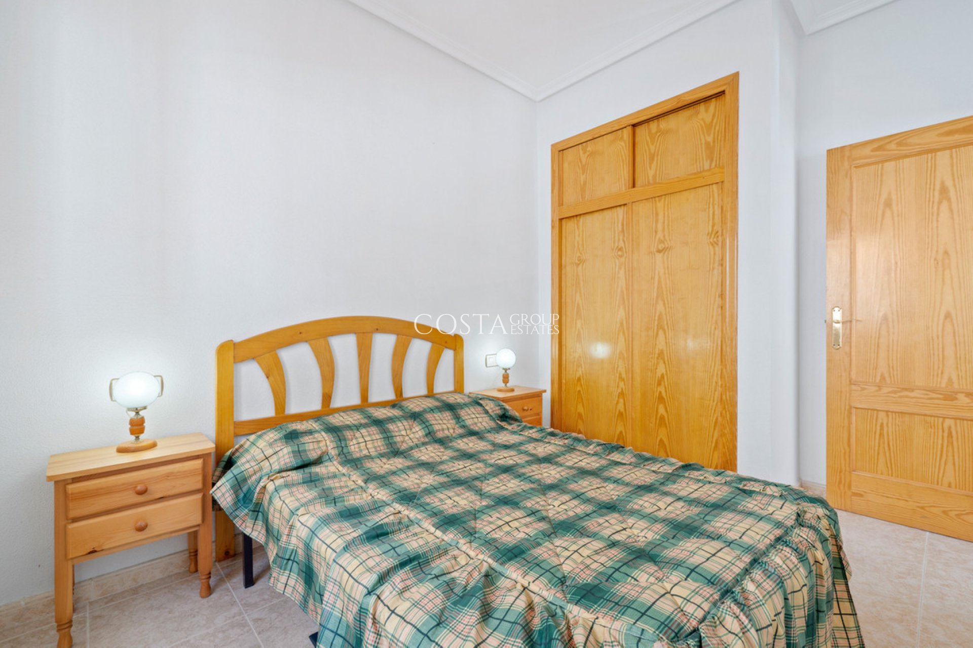 Revente - Maison -
Orihuela - Orihuela Costa