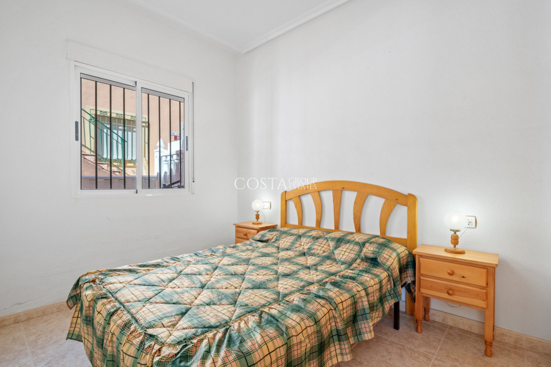 Revente - Maison -
Orihuela - Orihuela Costa