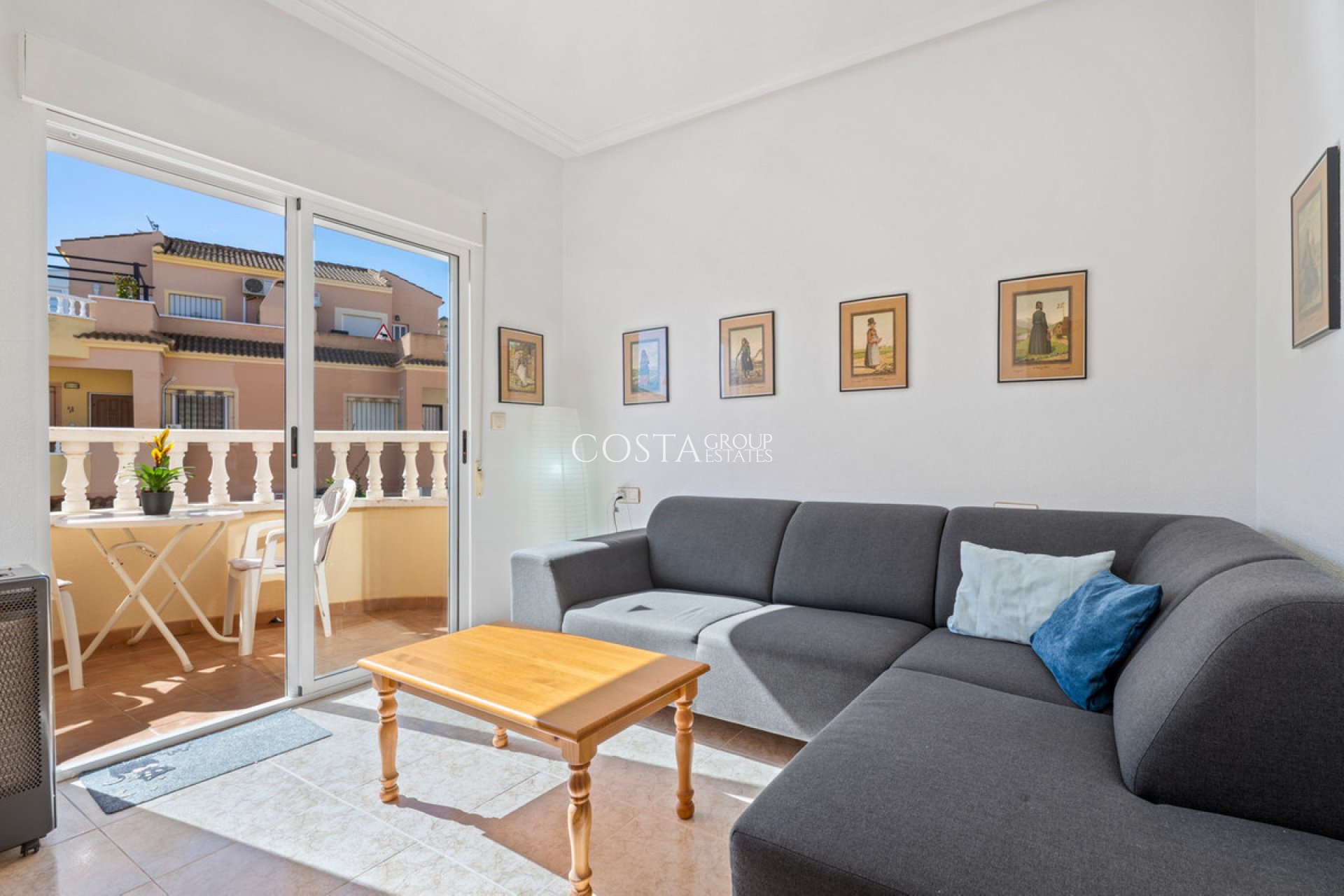 Revente - Maison -
Orihuela - Orihuela Costa