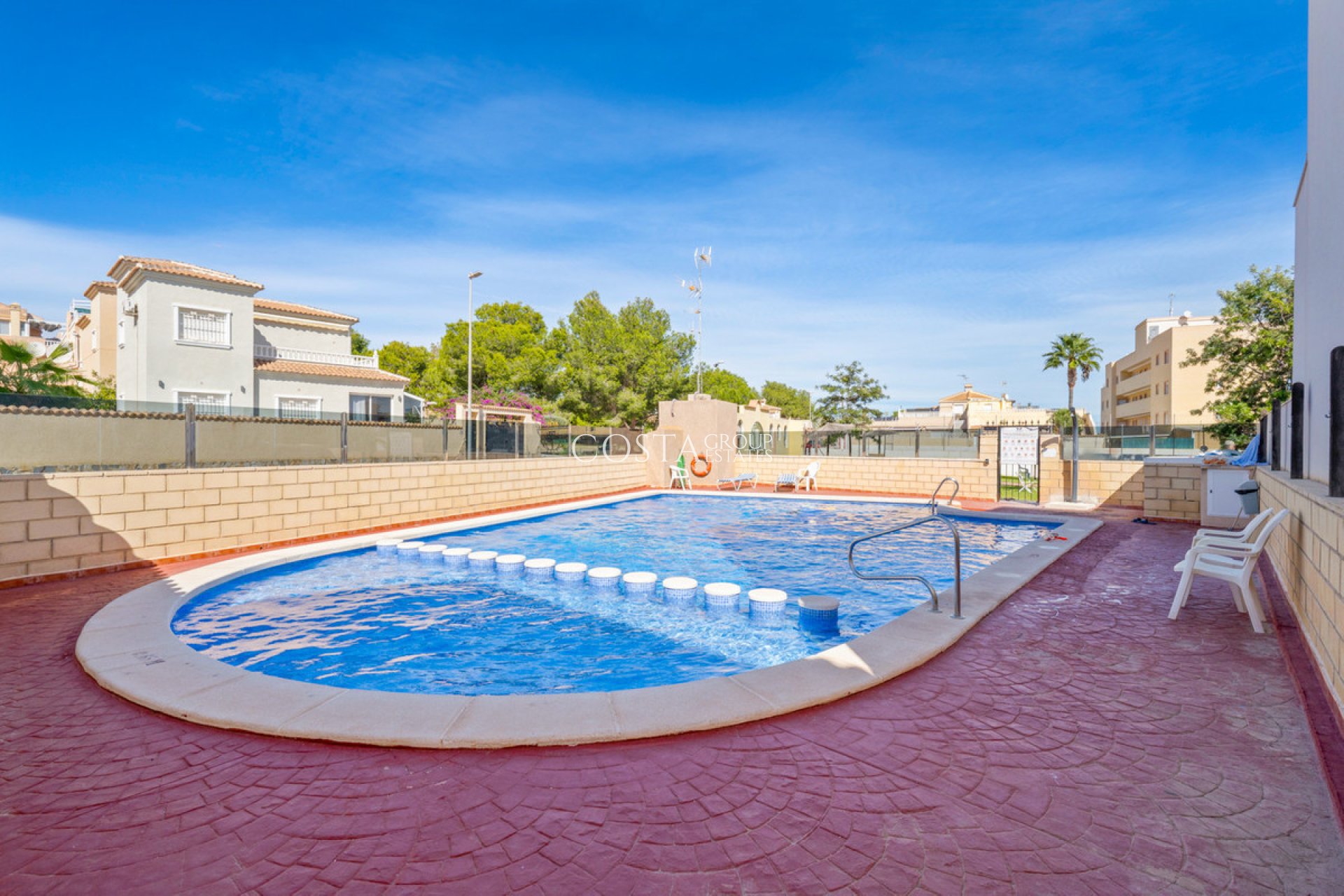 Revente - Maison -
Orihuela - Orihuela Costa