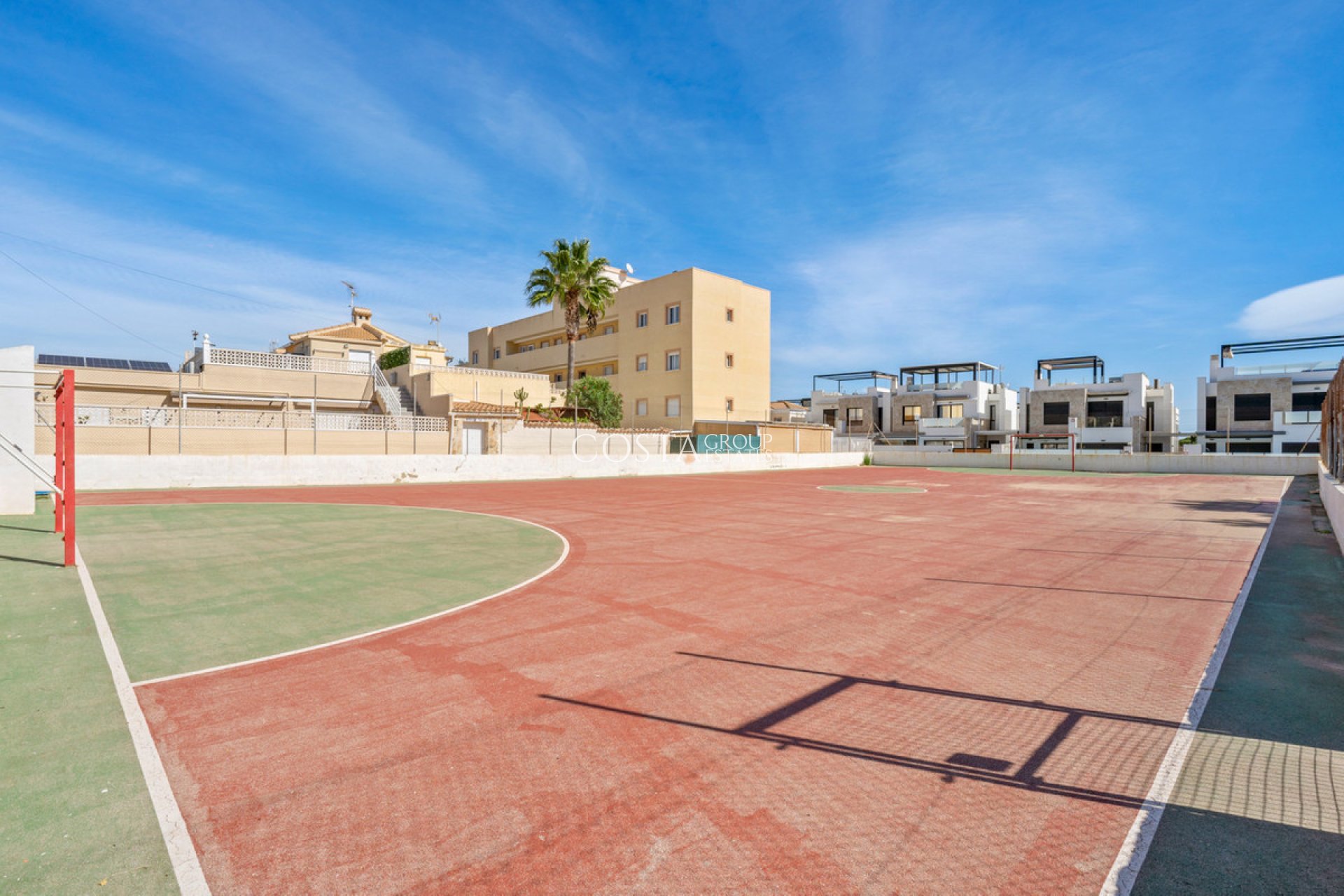 Revente - Maison -
Orihuela - Orihuela Costa