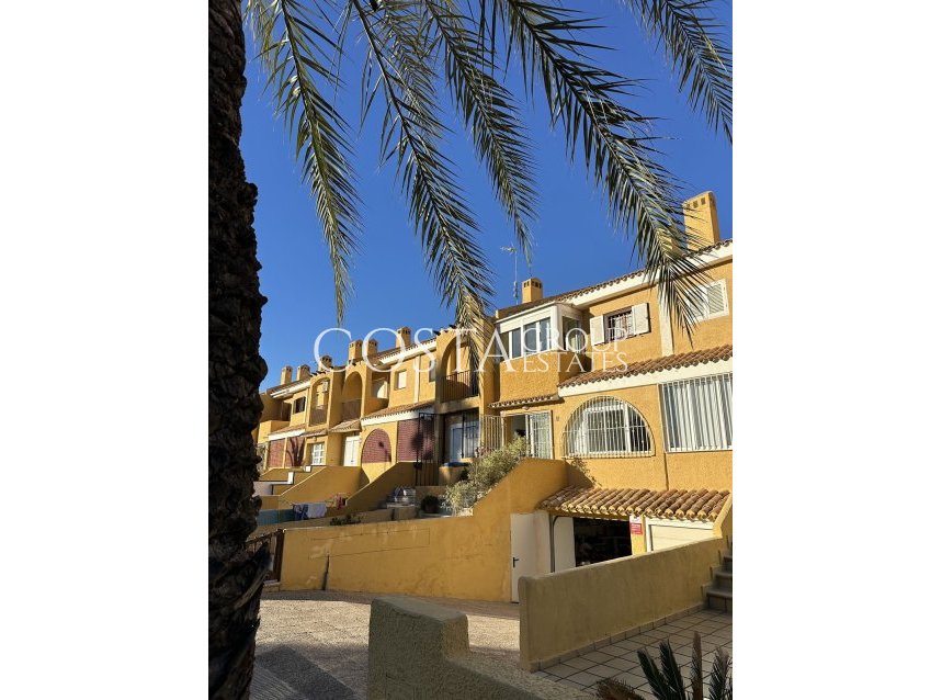 Revente - Maison -
Orihuela - Orihuela Costa