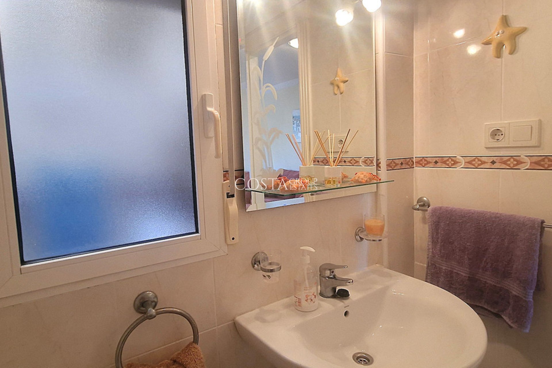 Revente - Maison -
Orihuela - Orihuela Costa