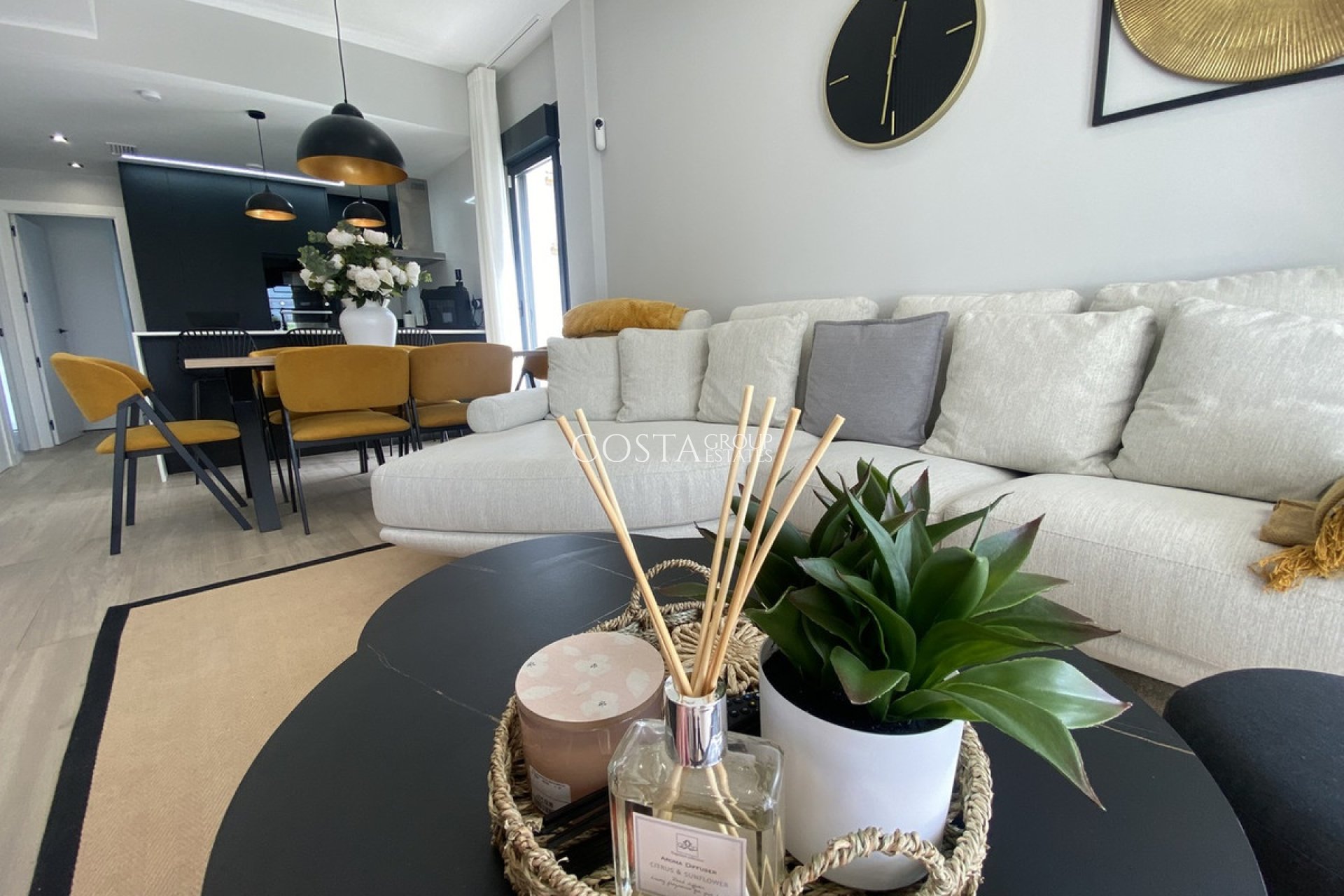 Revente - Maison -
Orihuela - Punta Prima