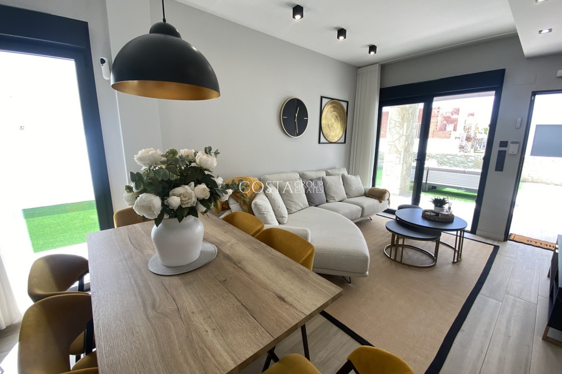 Revente - Maison -
Orihuela - Punta Prima