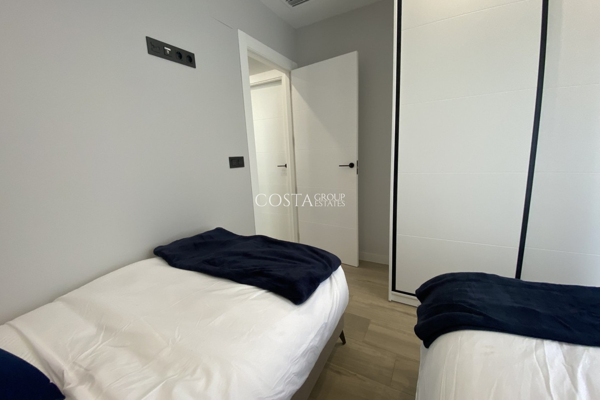 Revente - Maison -
Orihuela - Punta Prima