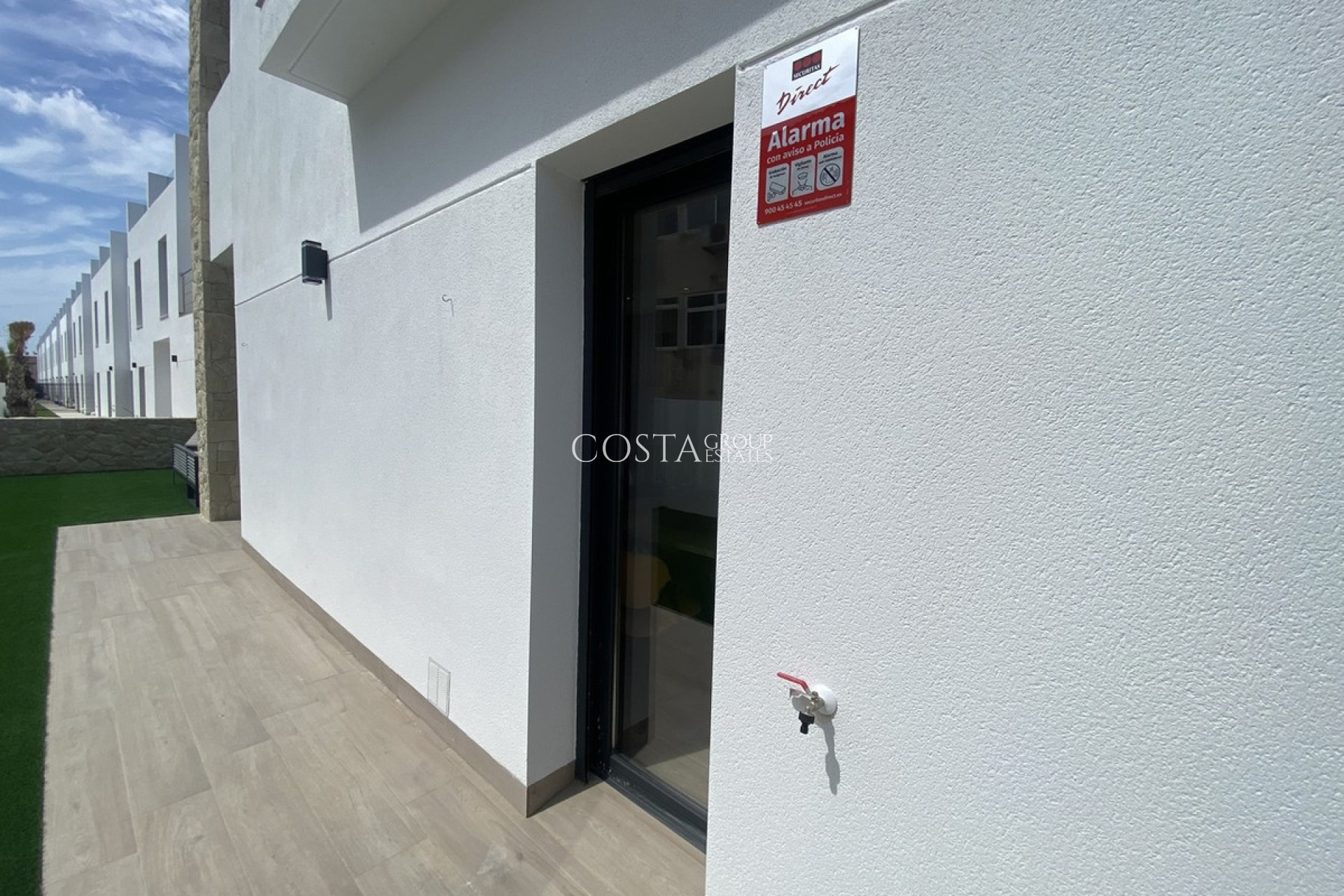 Revente - Maison -
Orihuela - Punta Prima