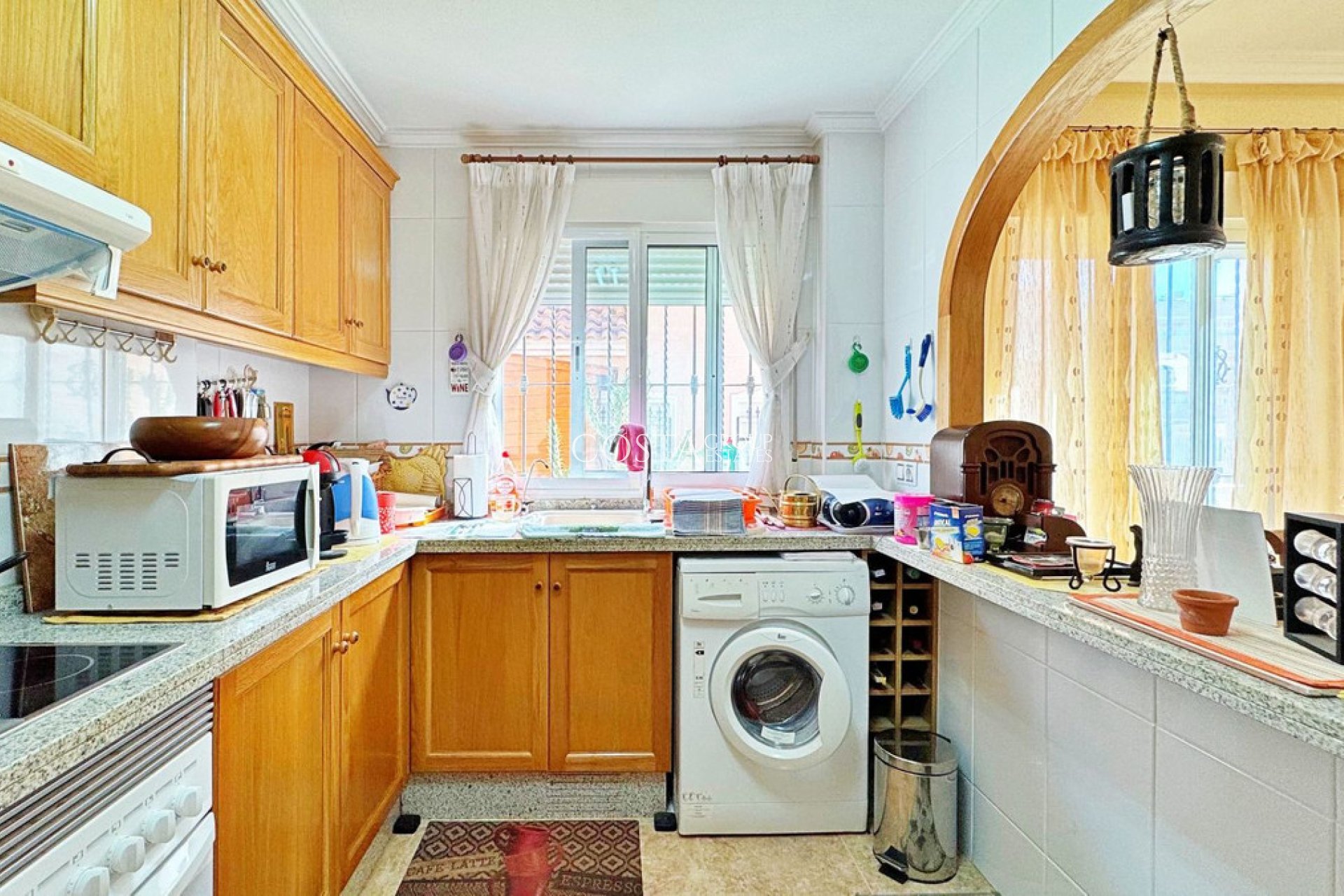 Revente - Maison -
Orihuela - Villamartin