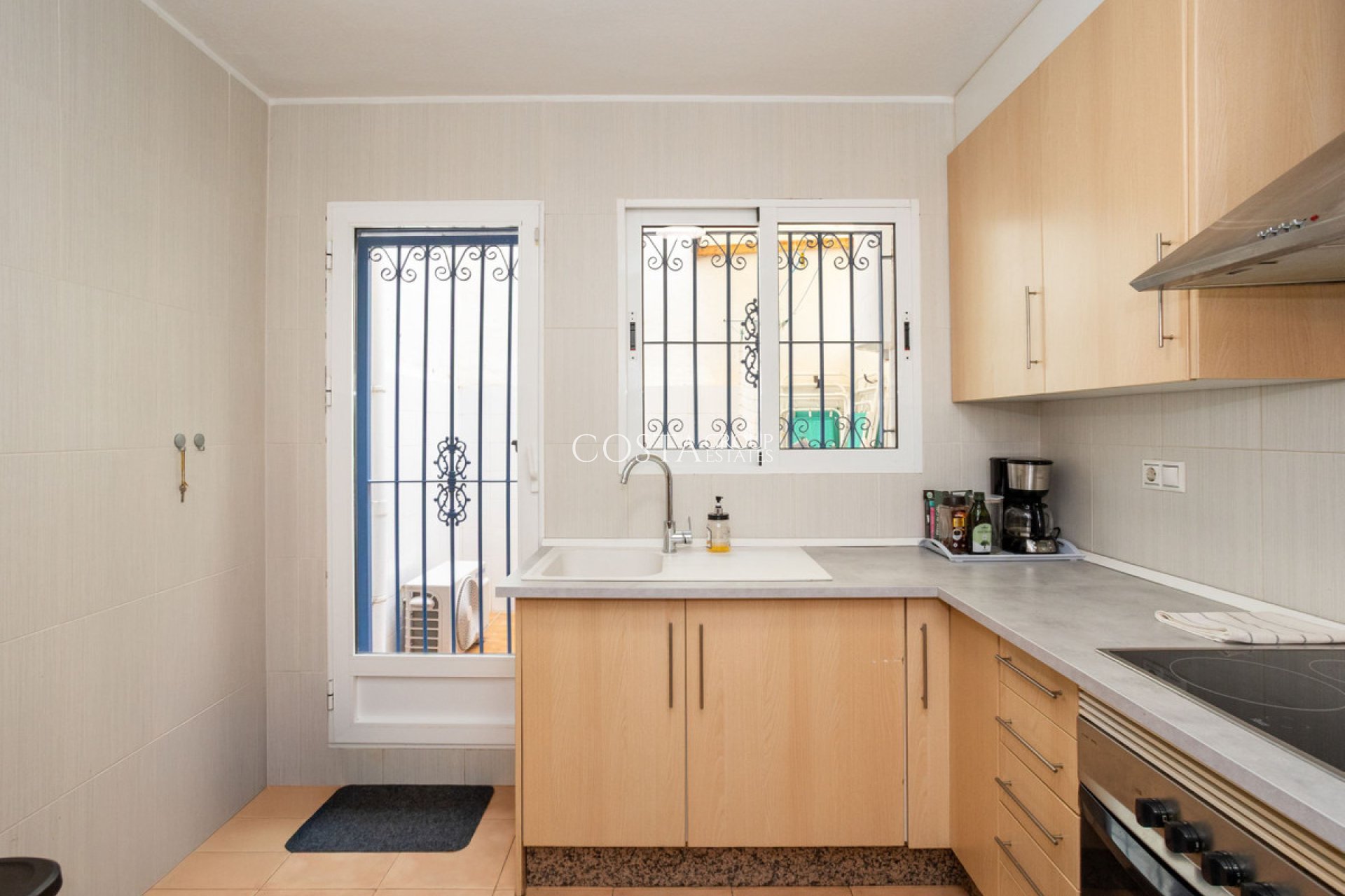 Revente - Maison -
Orihuela - Villamartin