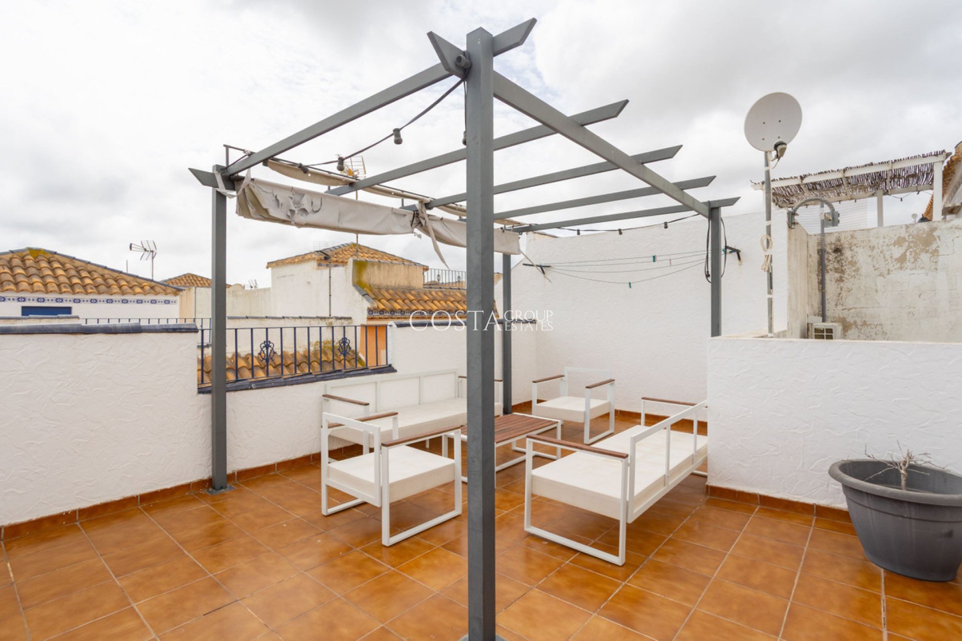 Revente - Maison -
Orihuela - Villamartin