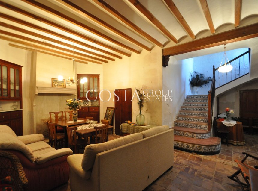 Revente - Maison -
Pinoso - Pinoso Centro