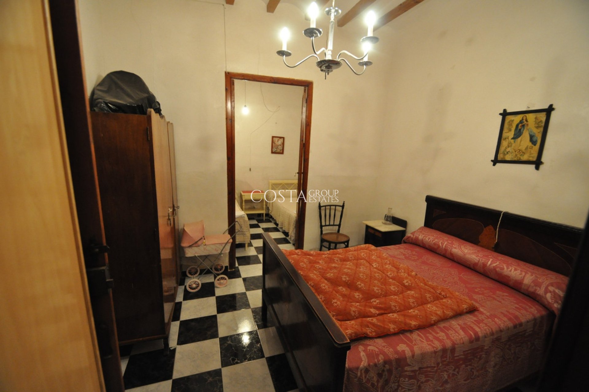 Revente - Maison -
Pinoso - Pinoso Centro