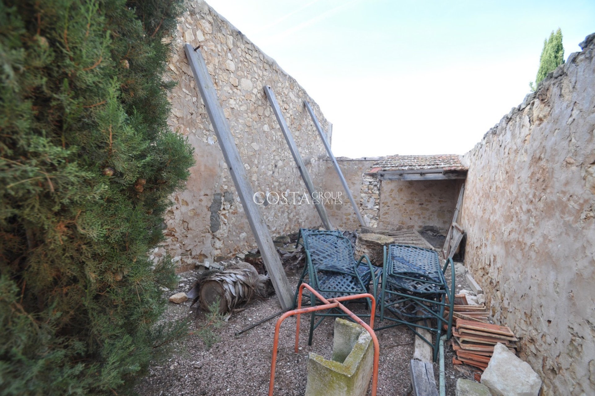Revente - Maison -
Pinoso - Pinoso Centro