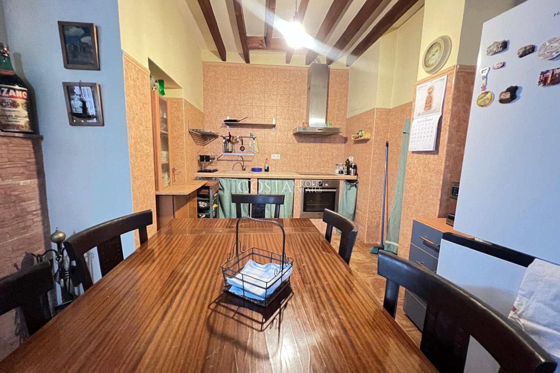 Revente - Maison -
Pinoso - Pinoso Centro