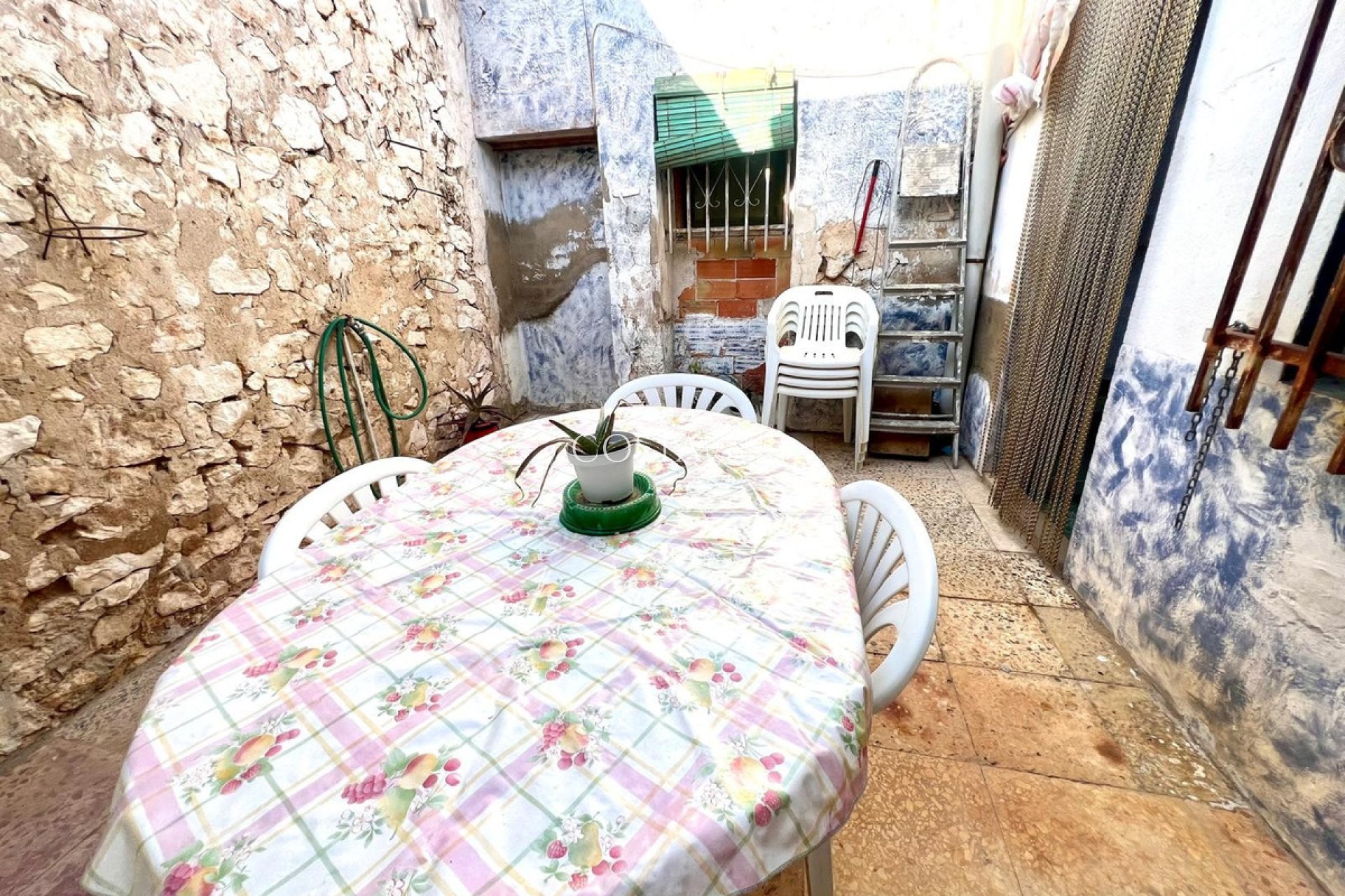 Revente - Maison -
Pinoso - Pinoso Centro