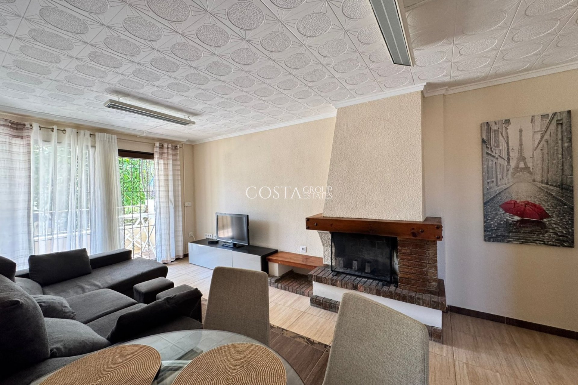 Revente - Maison -
Punta Prima