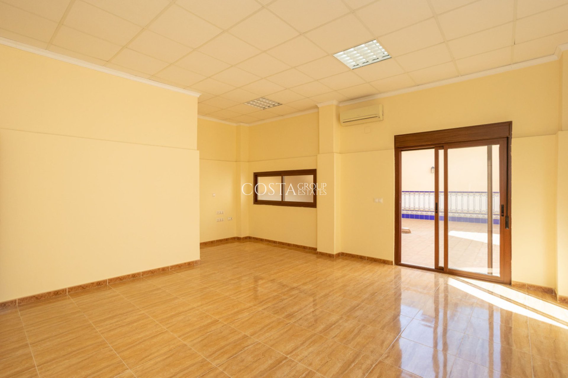 Revente - Maison -
San Miguel de Salinas - San Miguel de Salinas Centro