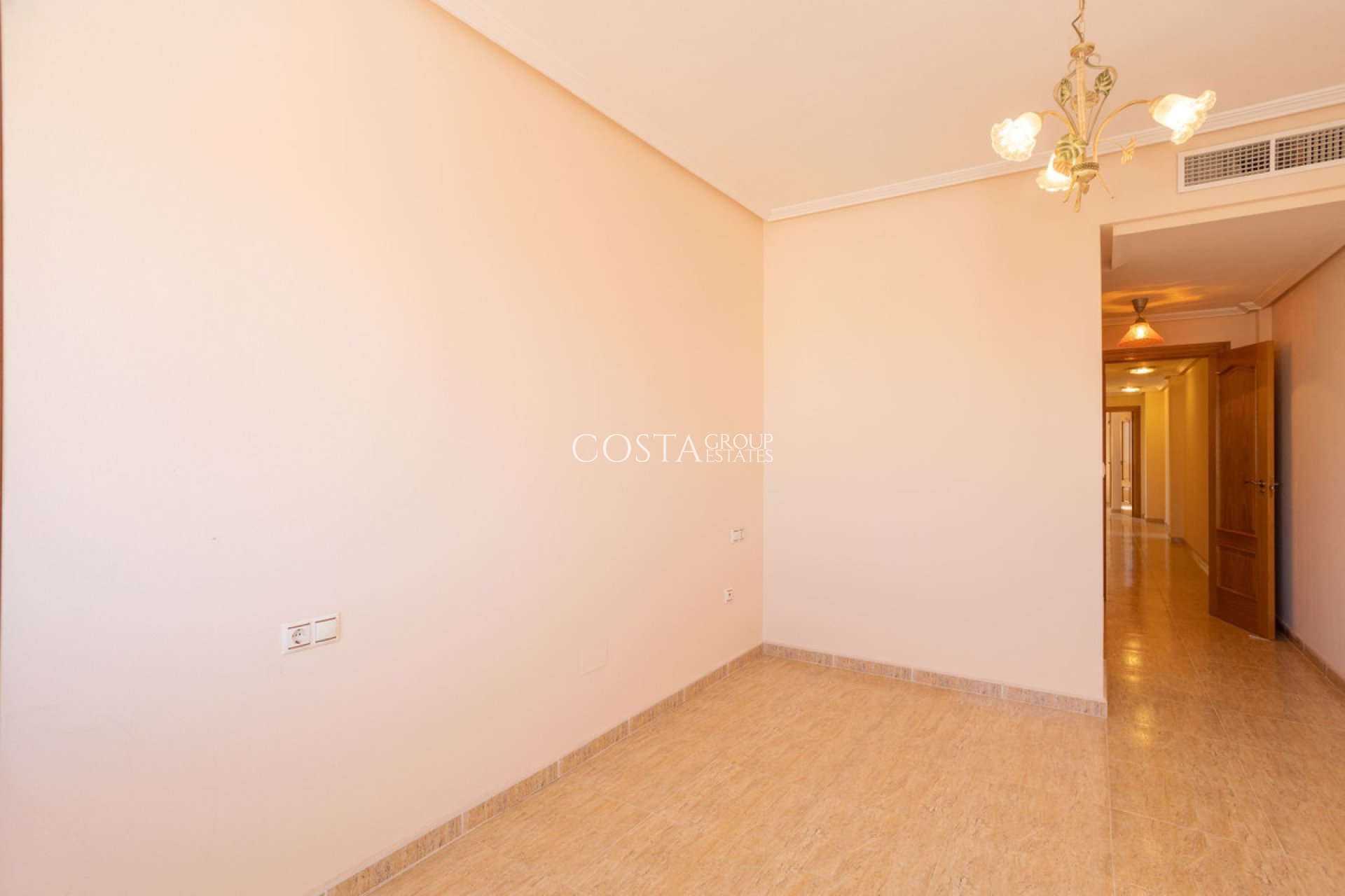 Revente - Maison -
San Miguel de Salinas - San Miguel de Salinas Centro