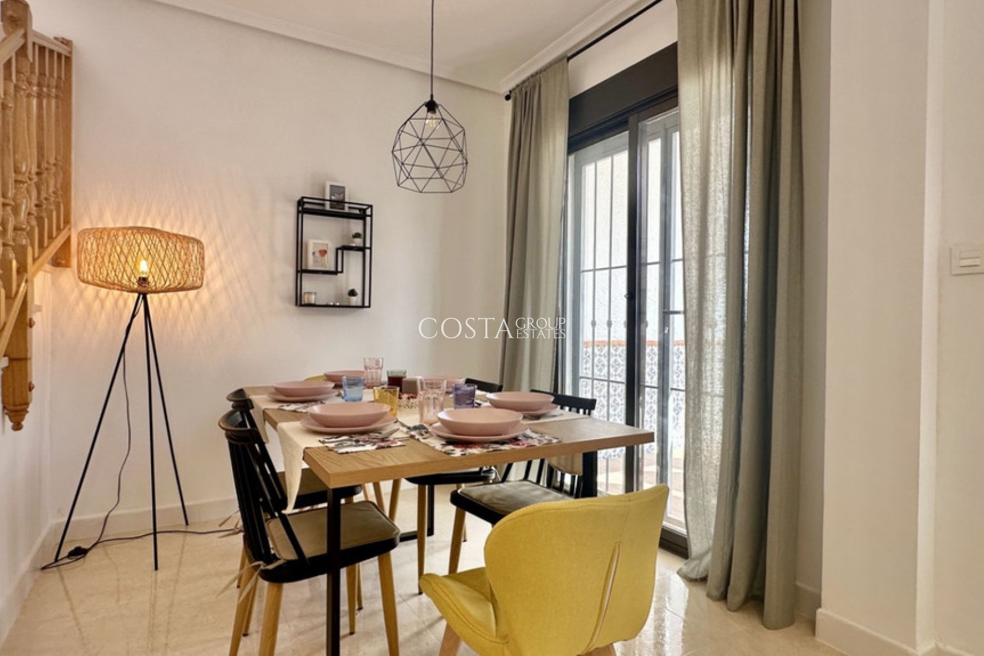 Revente - Maison -
San Miguel de Salinas - San Miguel de Salinas Centro