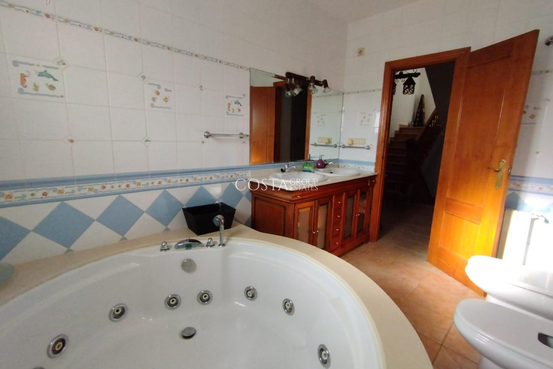 Revente - Maison -
Torrevieja - Torrevieja Centro