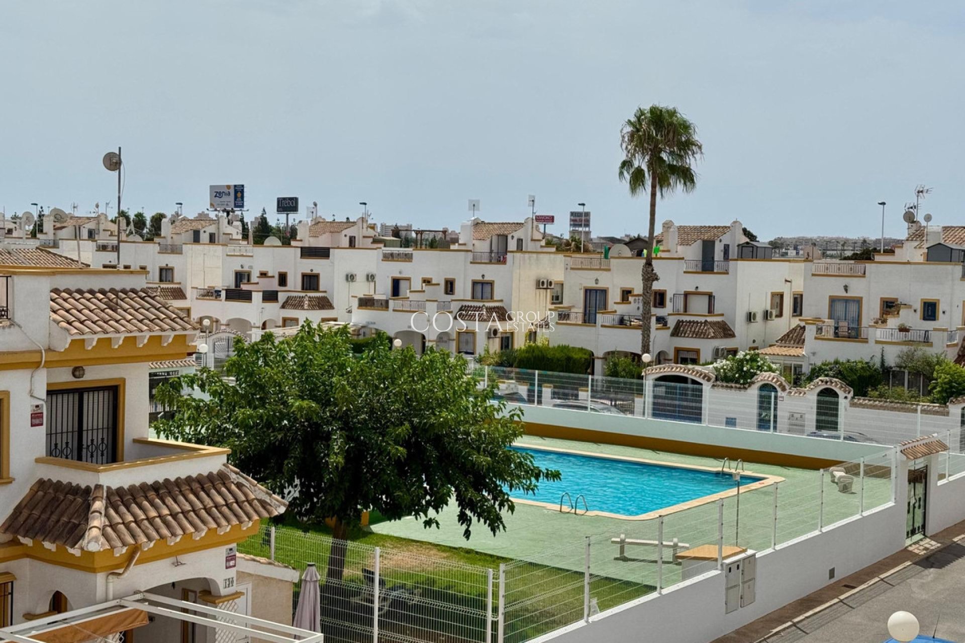 Revente - Maison -
Torrevieja - Torrevieja Centro