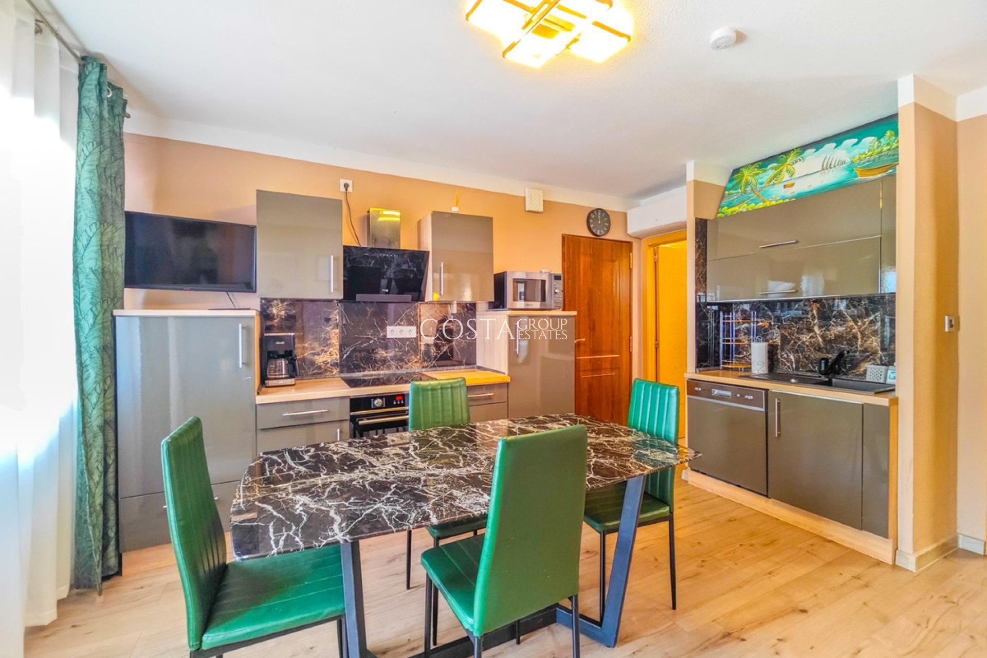 Revente - Maison -
Torrevieja - Torrevieja Centro