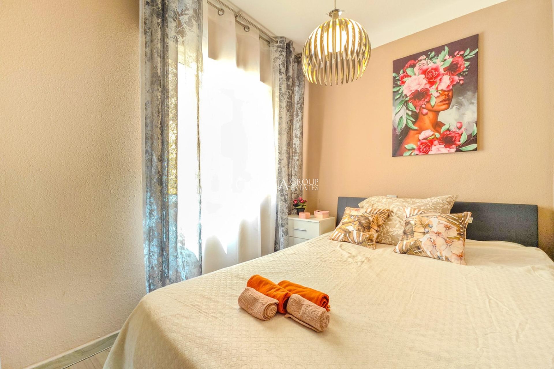 Revente - Maison -
Torrevieja - Torrevieja Centro