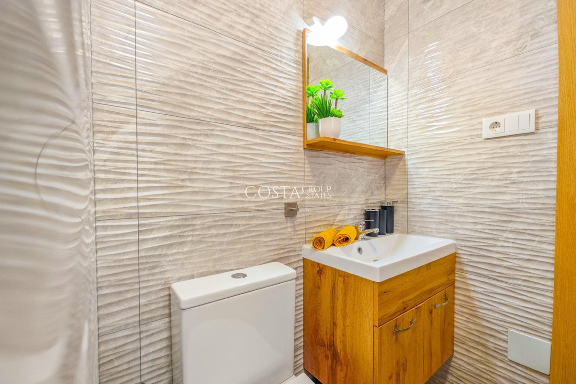 Revente - Maison -
Torrevieja - Torrevieja Centro
