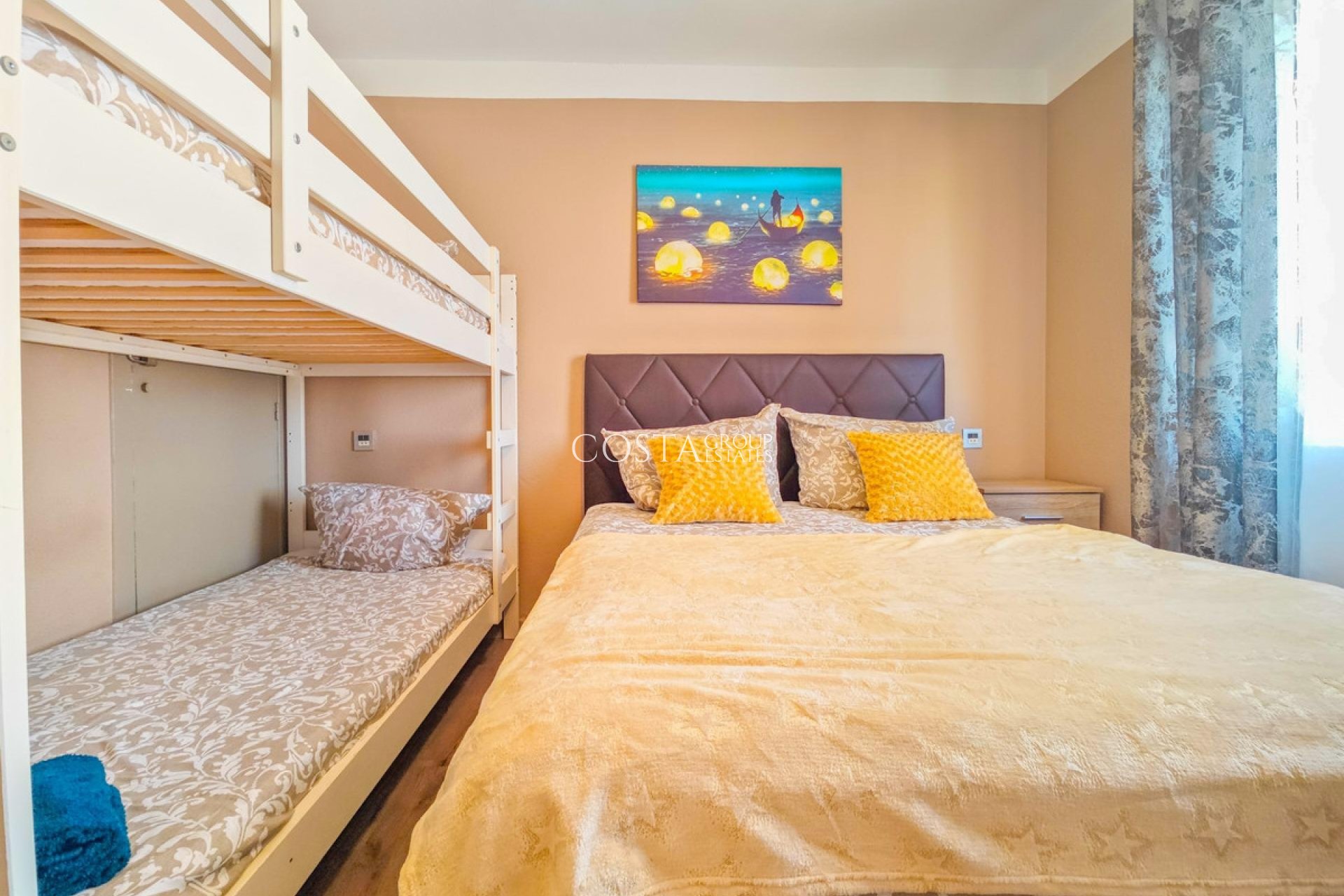 Revente - Maison -
Torrevieja - Torrevieja Centro