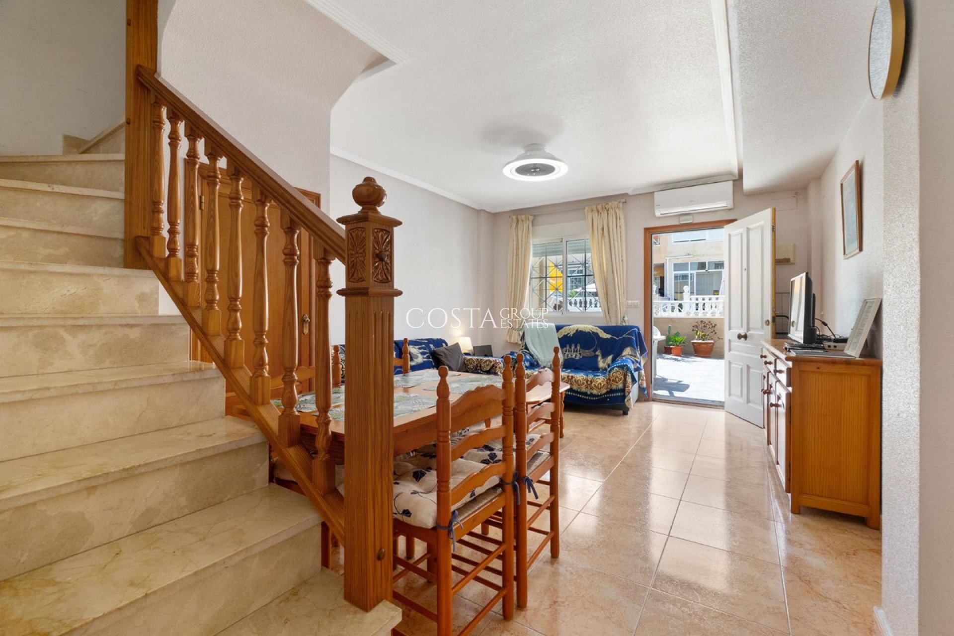 Revente - Maison -
Torrevieja - Torrevieja Centro