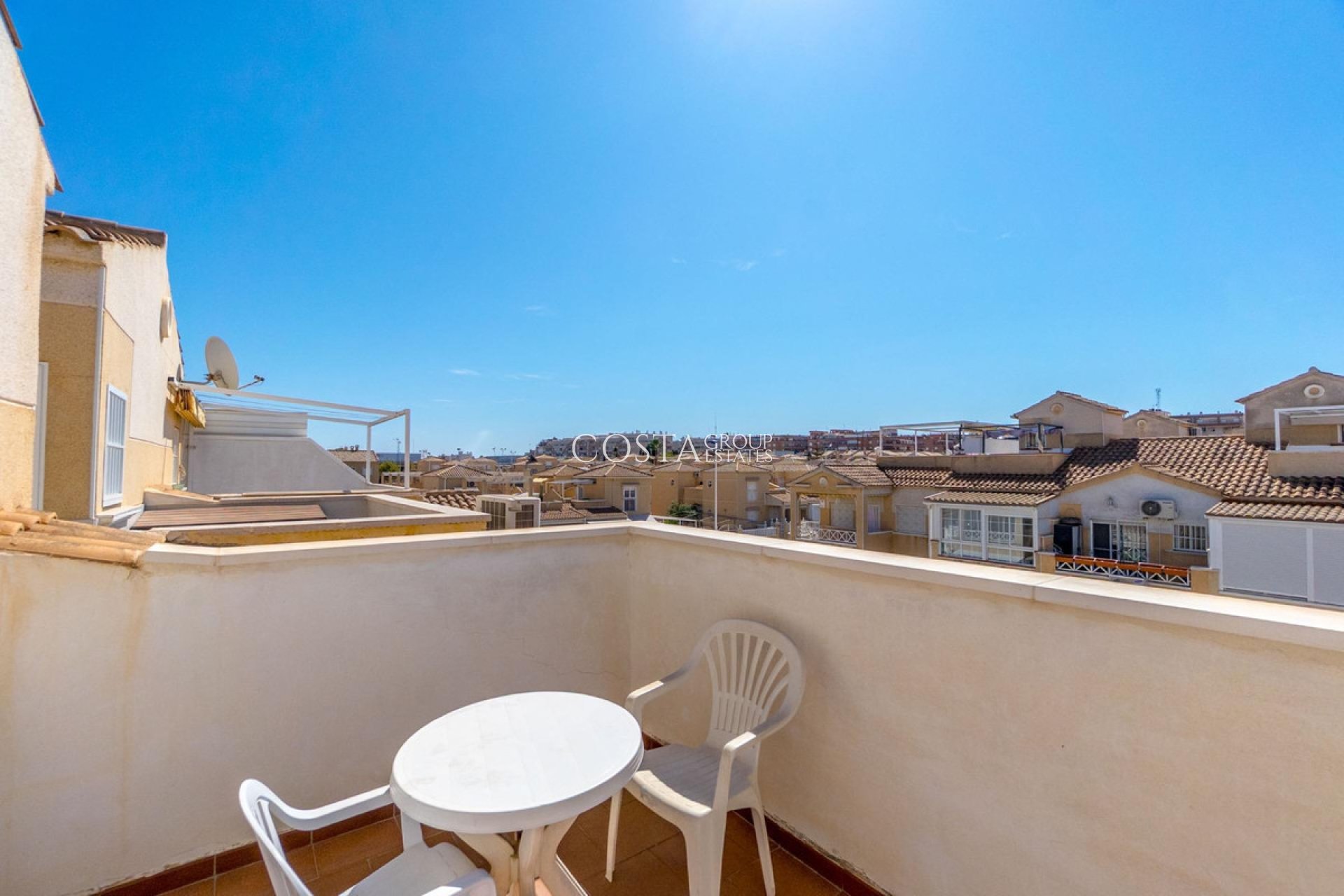 Revente - Maison -
Torrevieja - Torrevieja Centro
