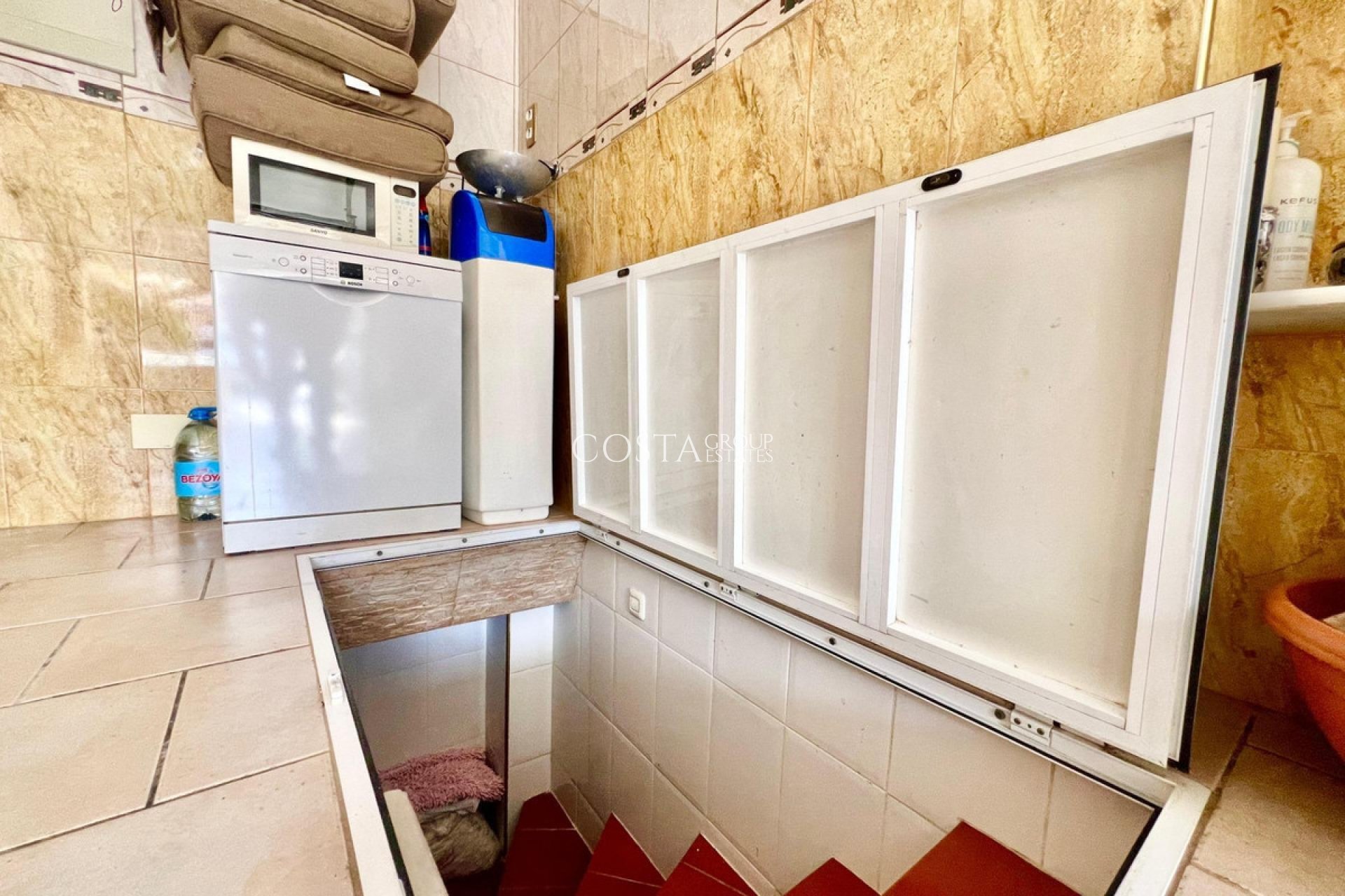 Revente - Maison -
Torrevieja - Torrevieja Centro