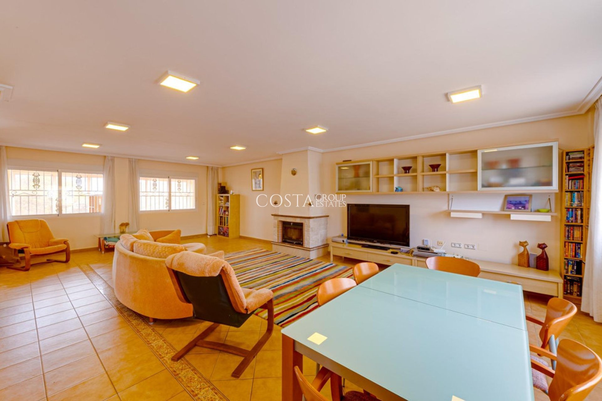 Revente - Maison -
Torrevieja - Torrevieja Centro