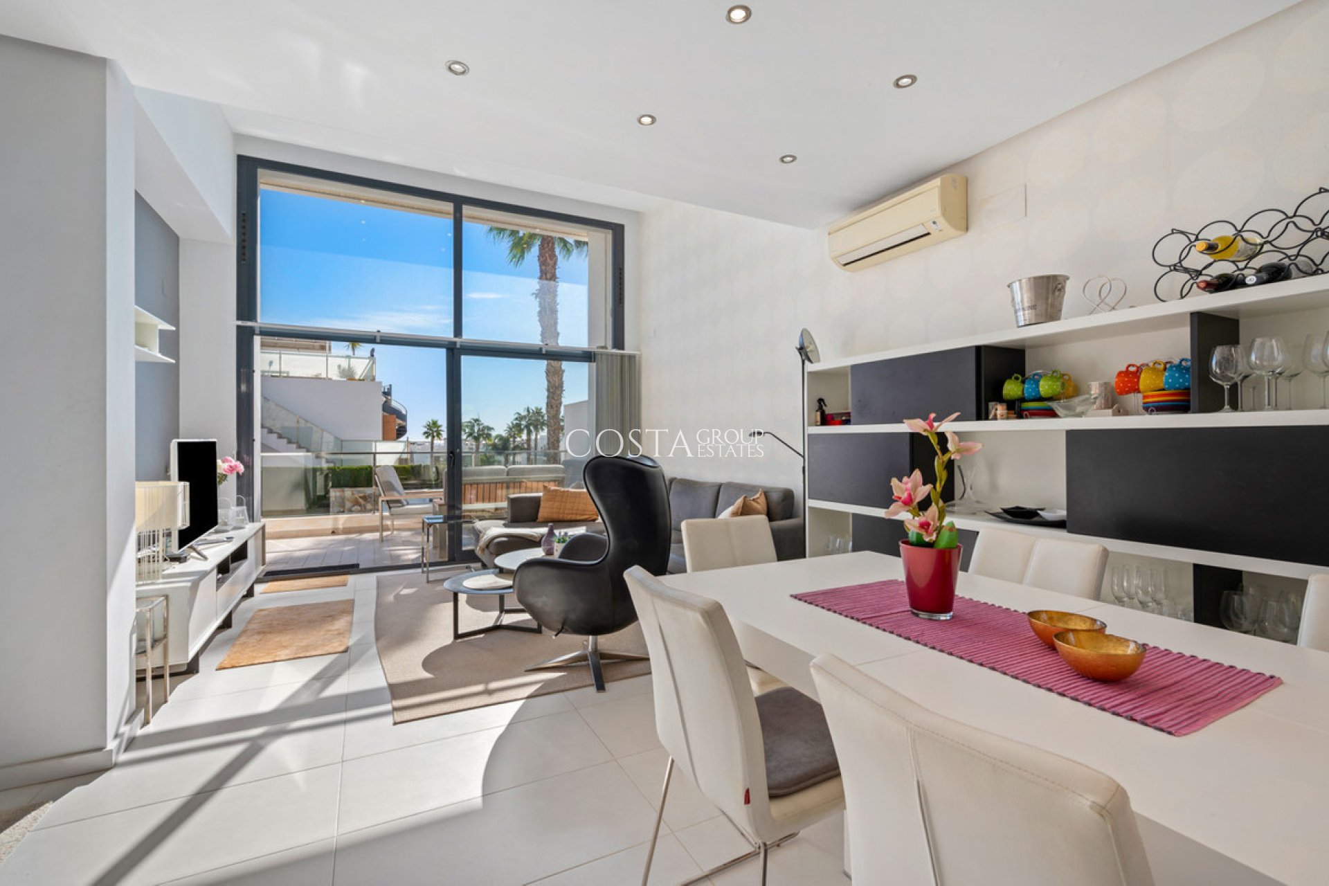 Revente - Maison -
Torrevieja - Torrevieja Centro