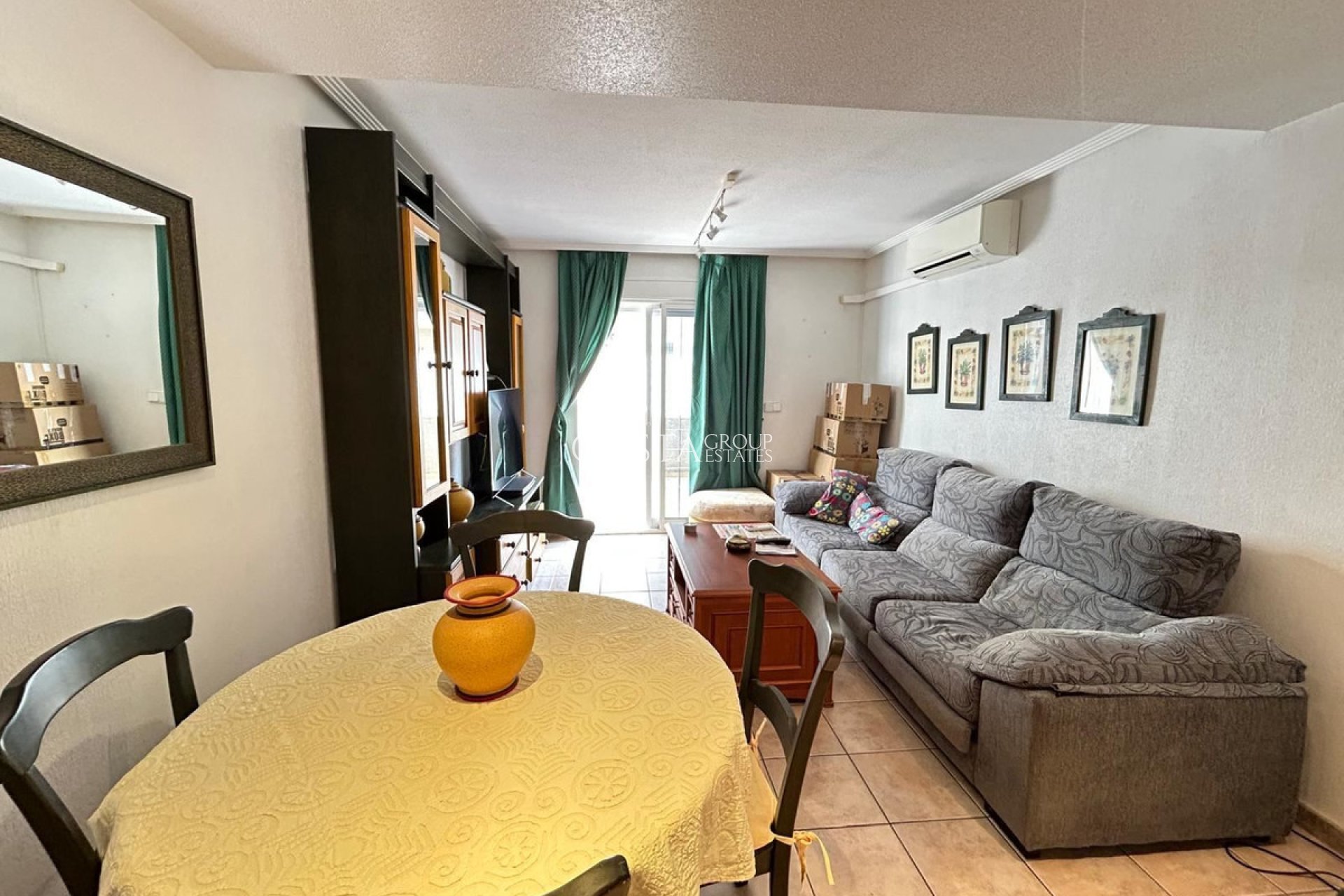 Revente - Maison -
Torrevieja - Torrevieja Centro