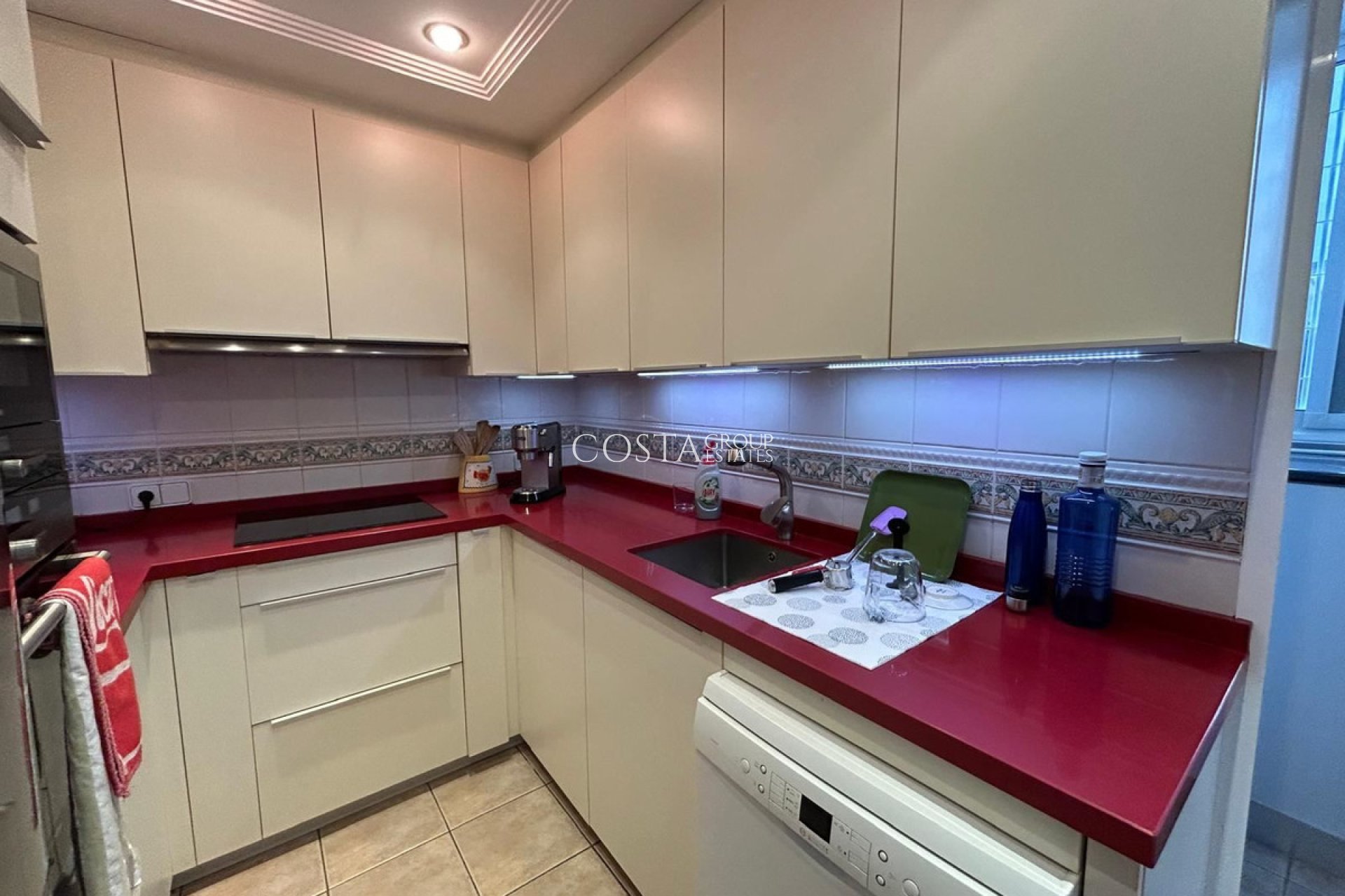 Revente - Maison -
Torrevieja - Torrevieja Centro