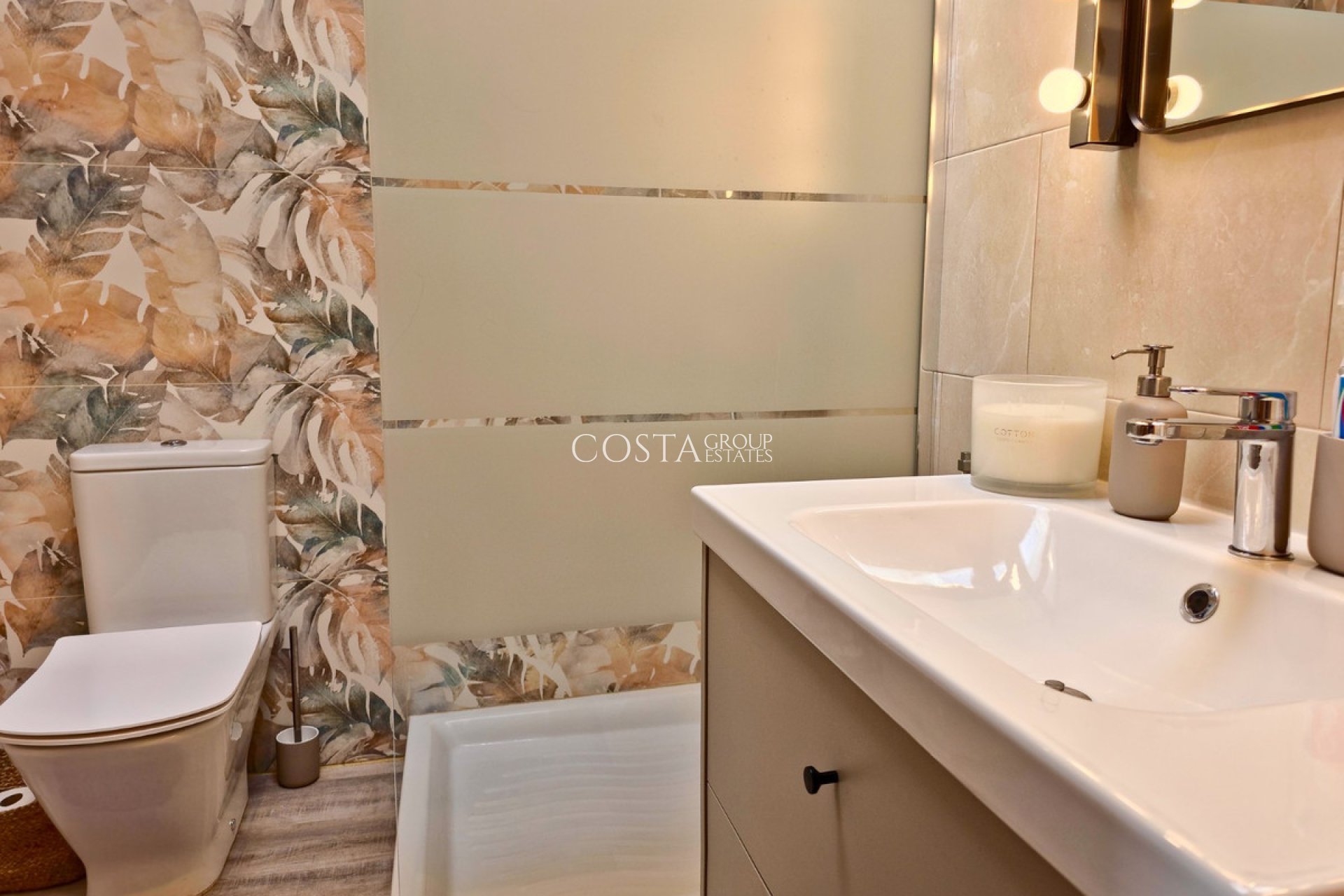 Revente - Maison -
Torrevieja - Torrevieja Centro