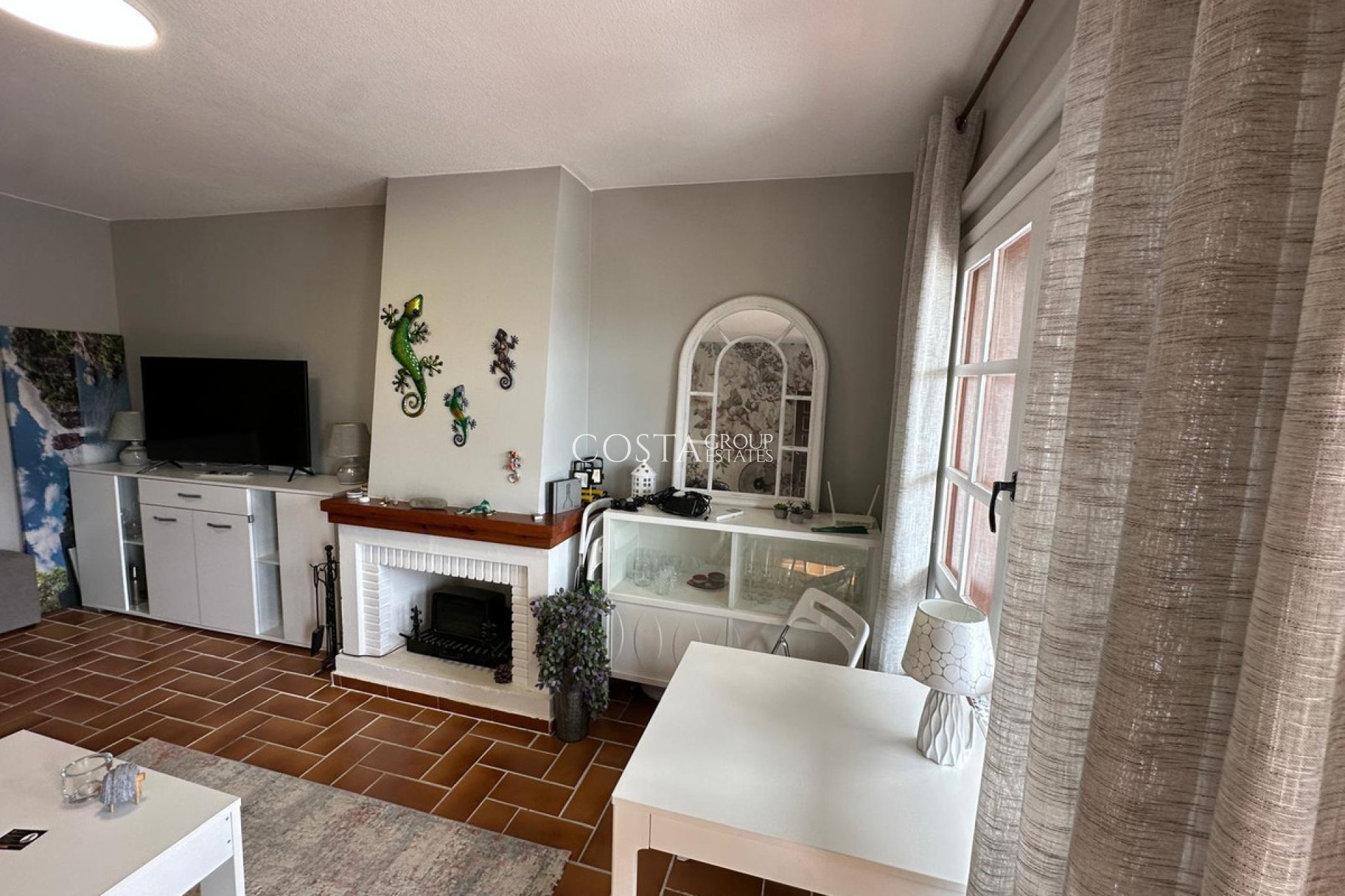 Revente - Maison -
Torrevieja - Torrevieja Centro