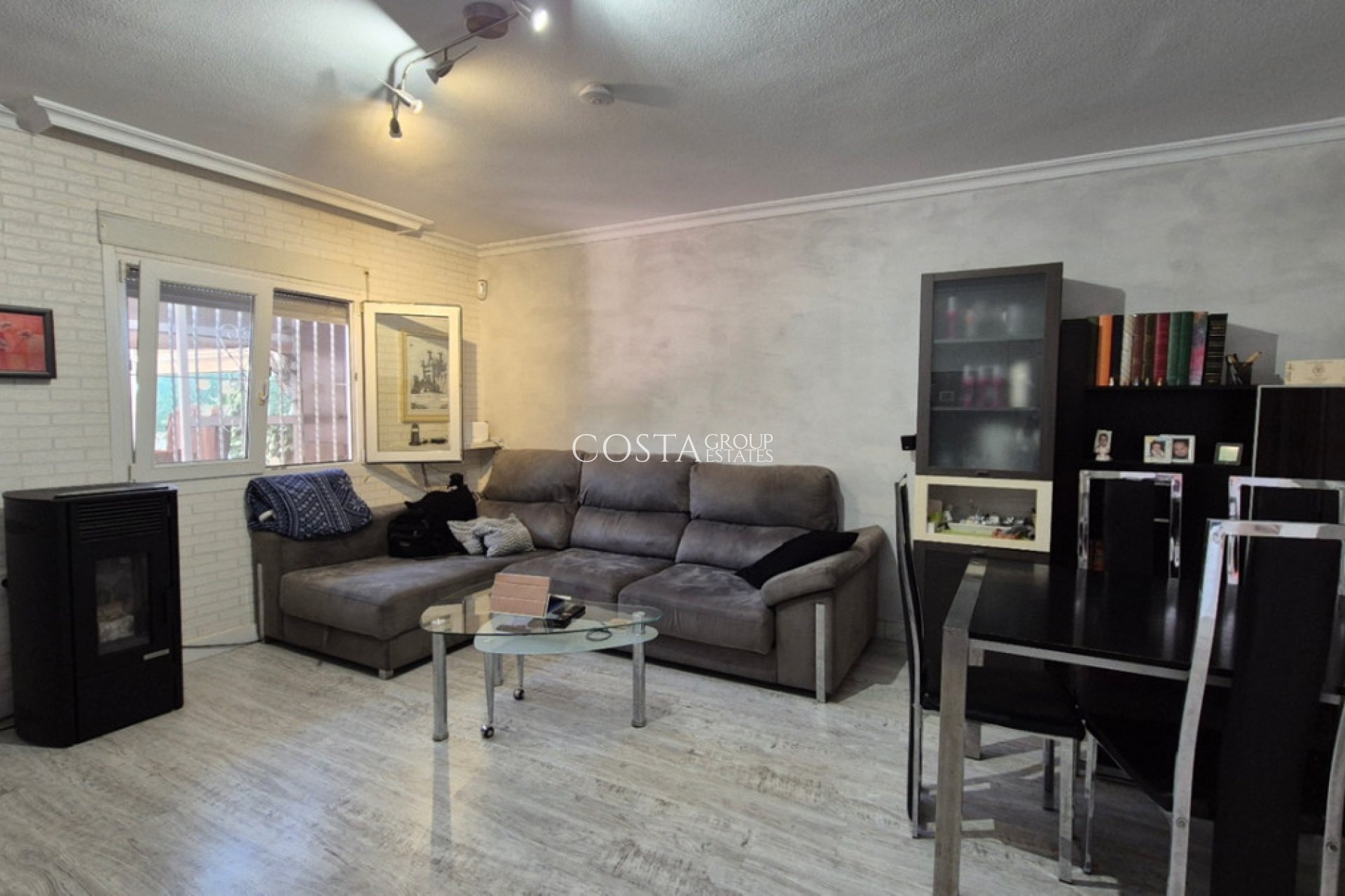 Revente - Maison -
Torrevieja