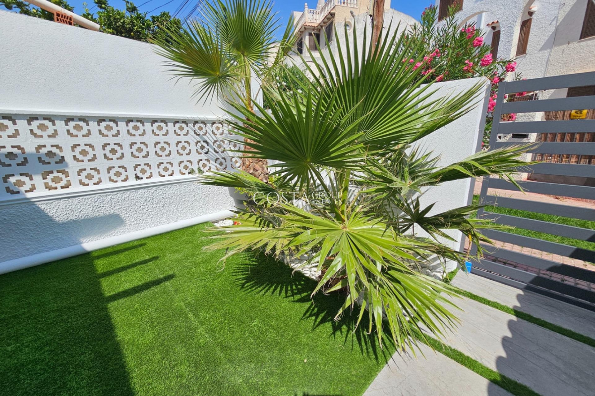 Revente - Maison -
Torrevieja