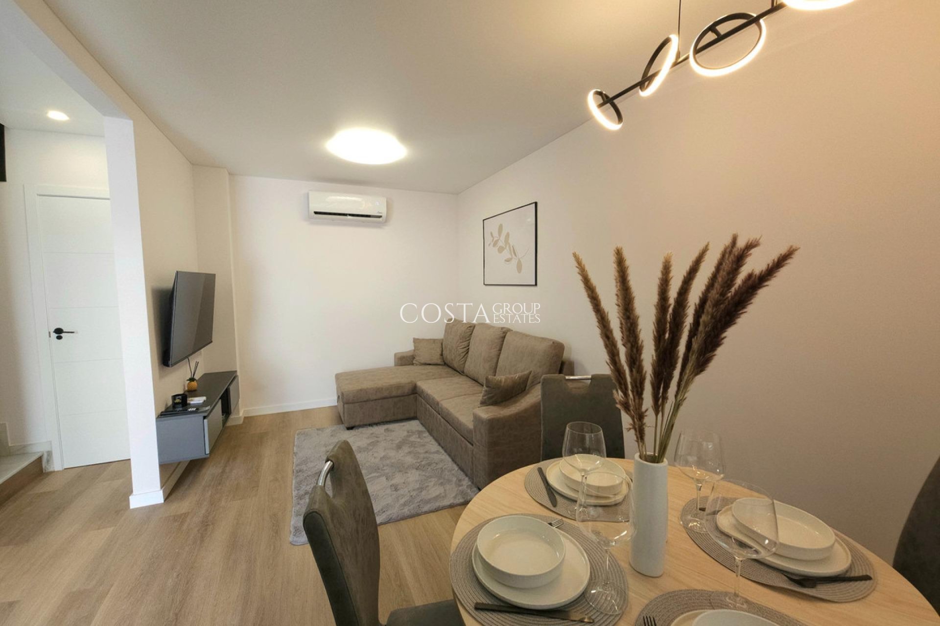 Revente - Maison -
Torrevieja