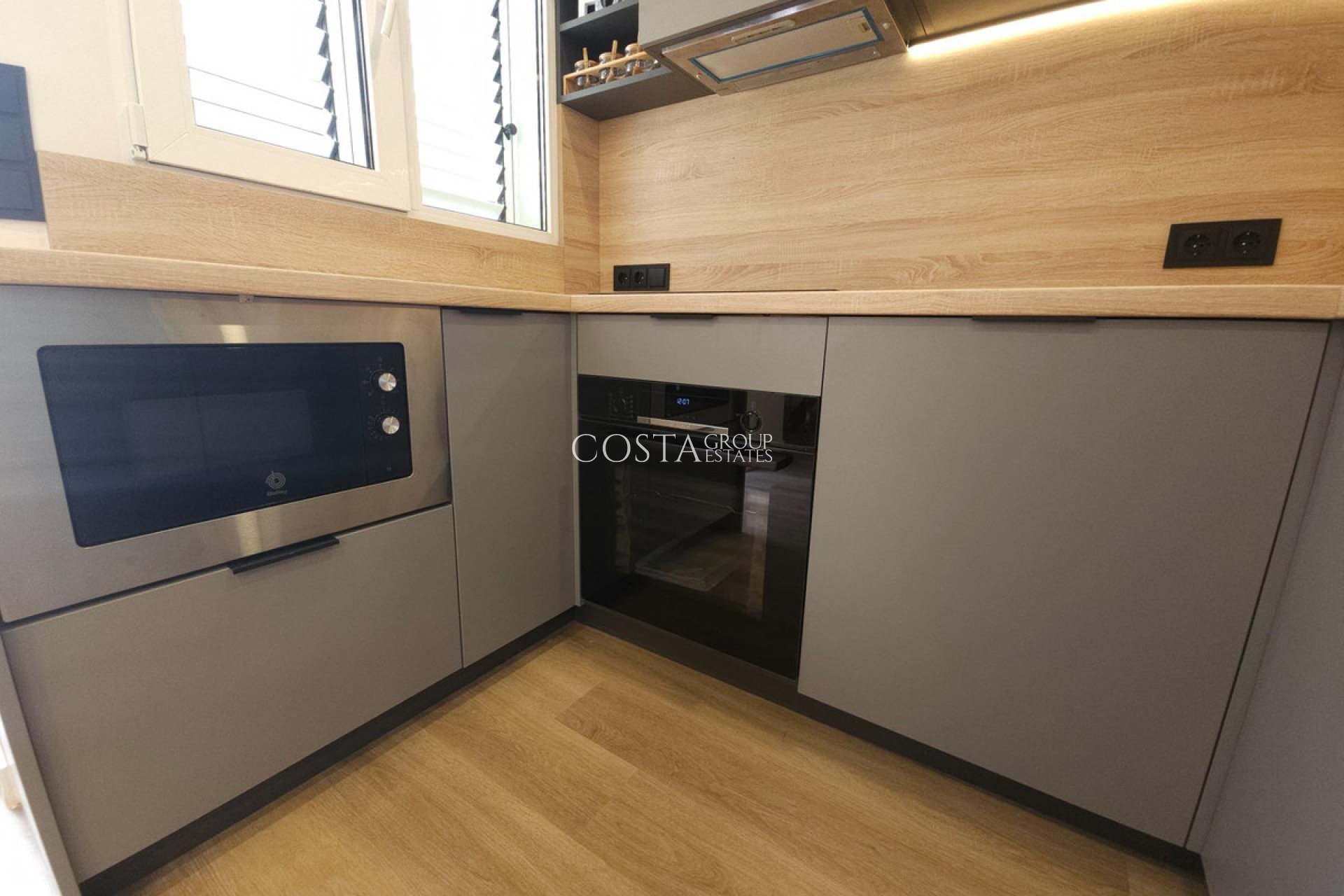 Revente - Maison -
Torrevieja