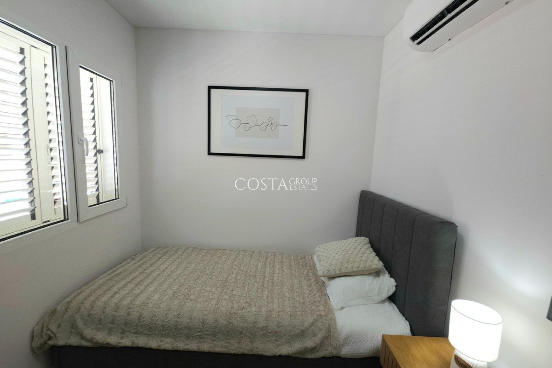 Revente - Maison -
Torrevieja