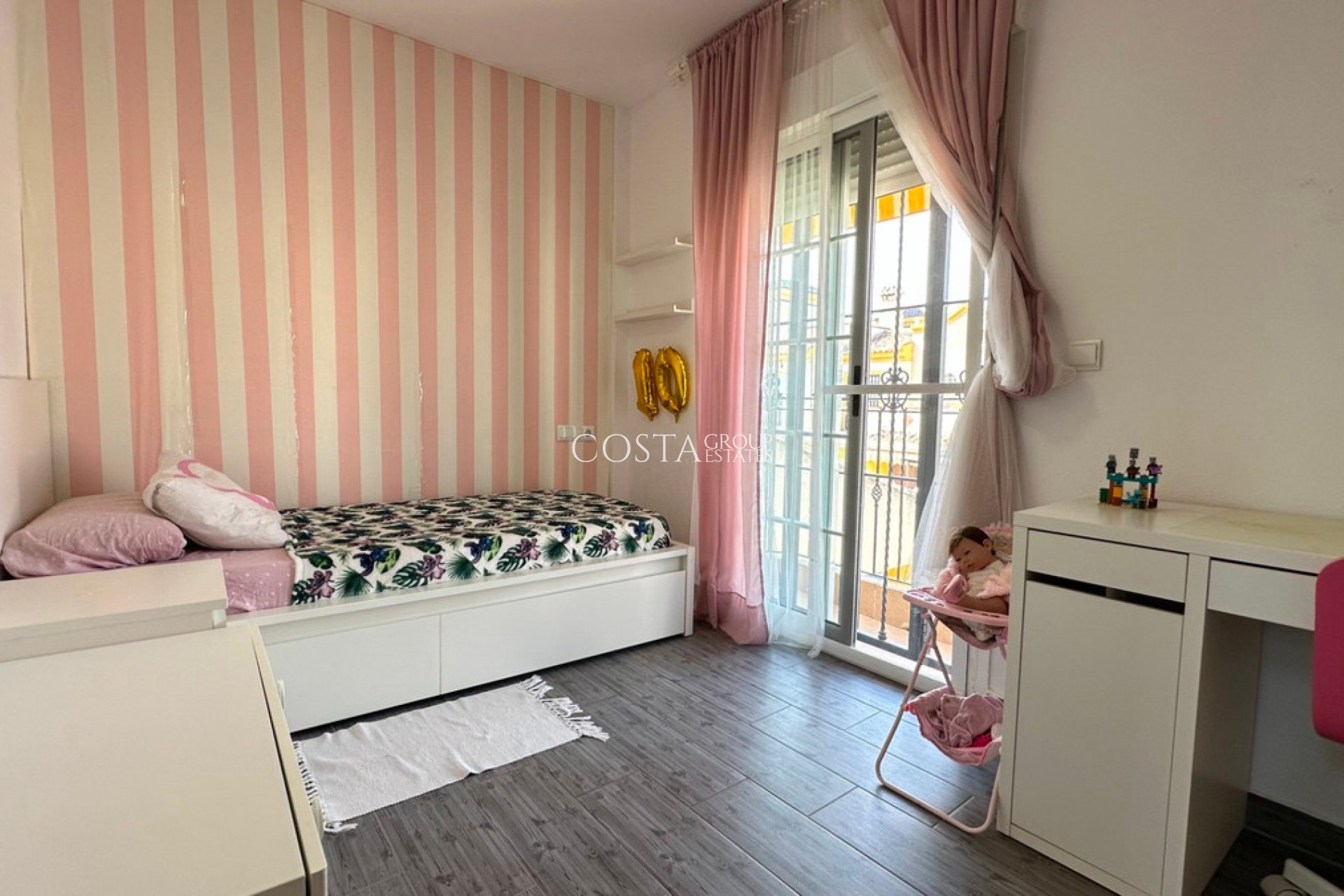 Revente - Maison -
Urbanización El Raso