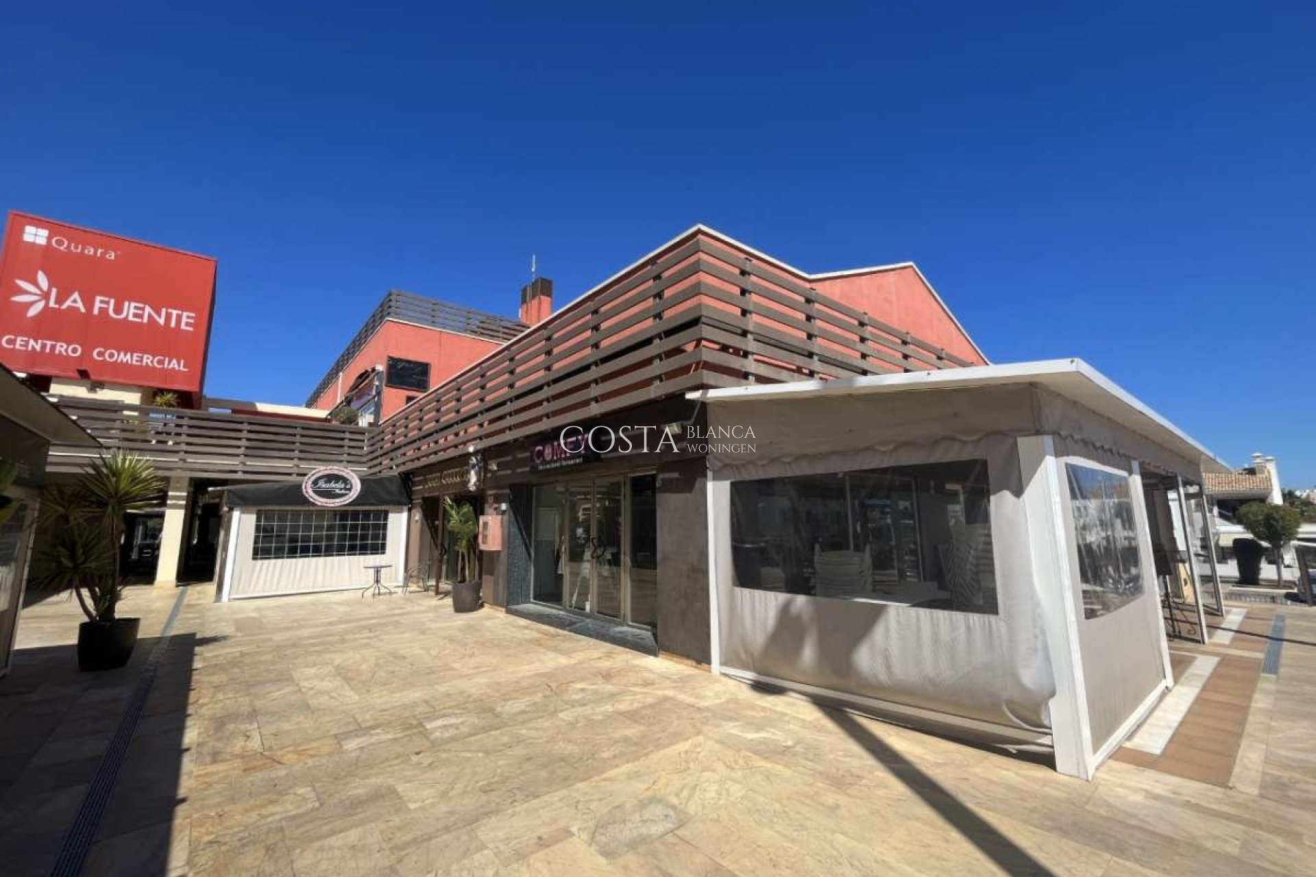 Revente - Propriété commerciale -
Dehesa de Campoamor